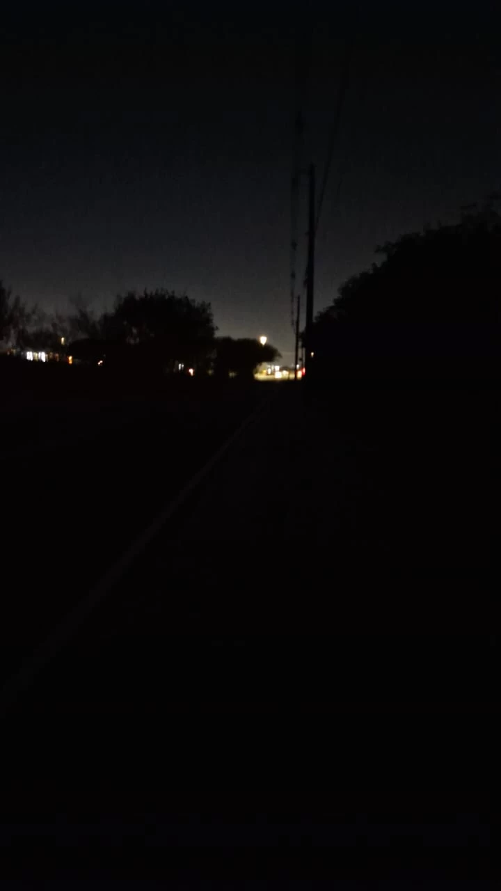 Dylan Dantas cobra iluminação pública em vias do Éden e alerta para risco à segurança da população