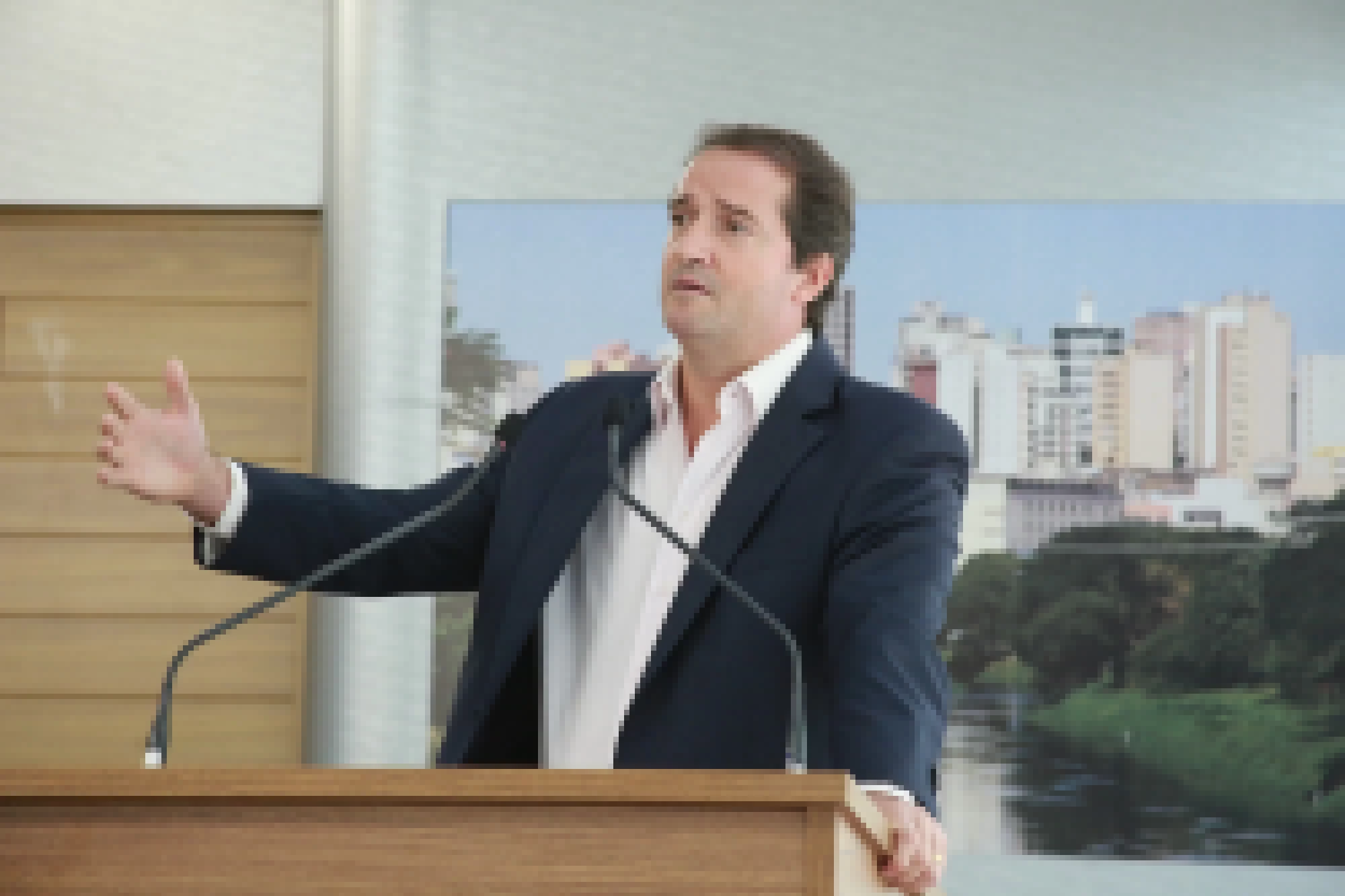 Raul Marcelo cobra convocação de aprovados em concurso público do Saae e denuncia falta de EPIs