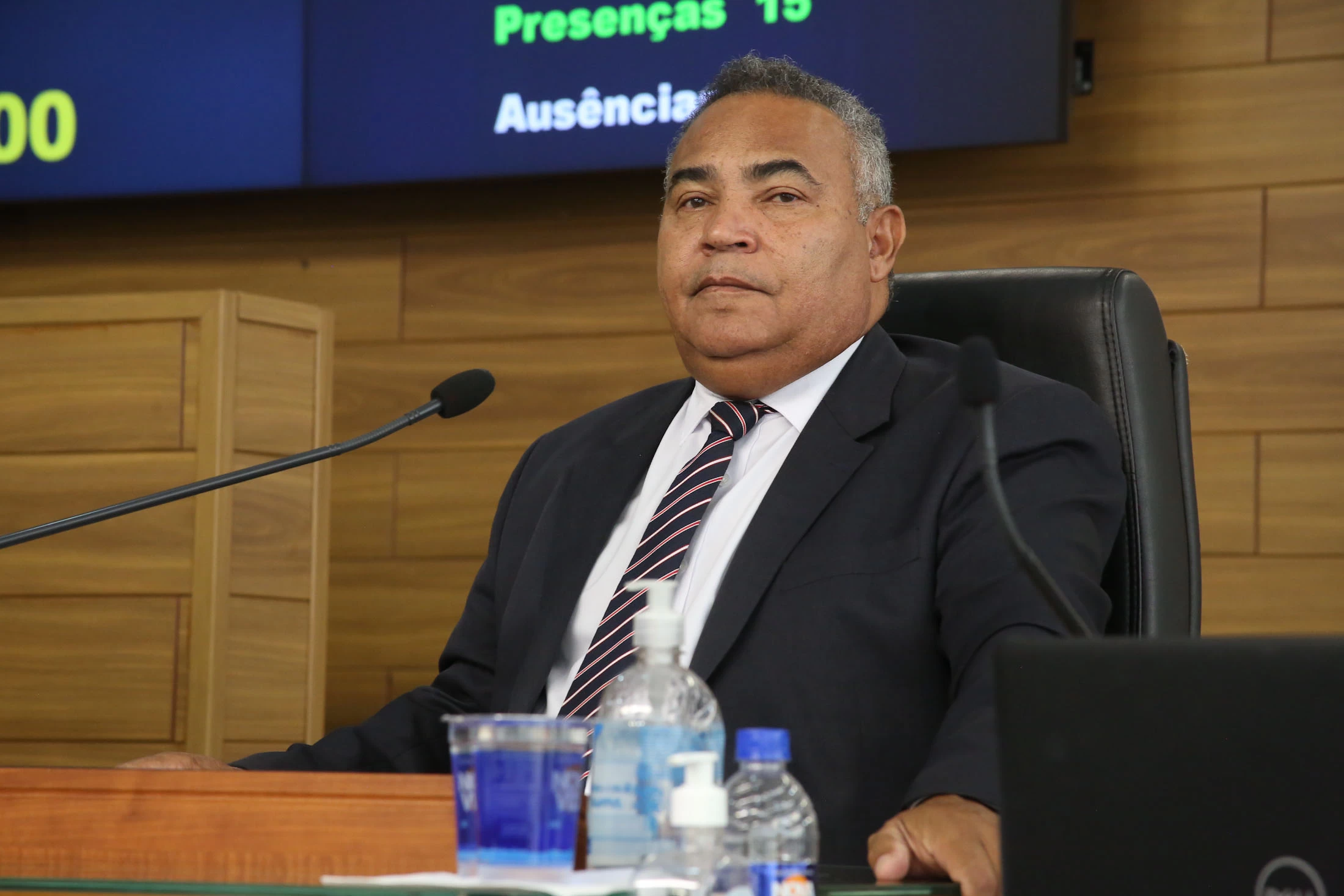 Wanel Ville ganha feira noturna a pedido do vereador Cláudio Sorocaba