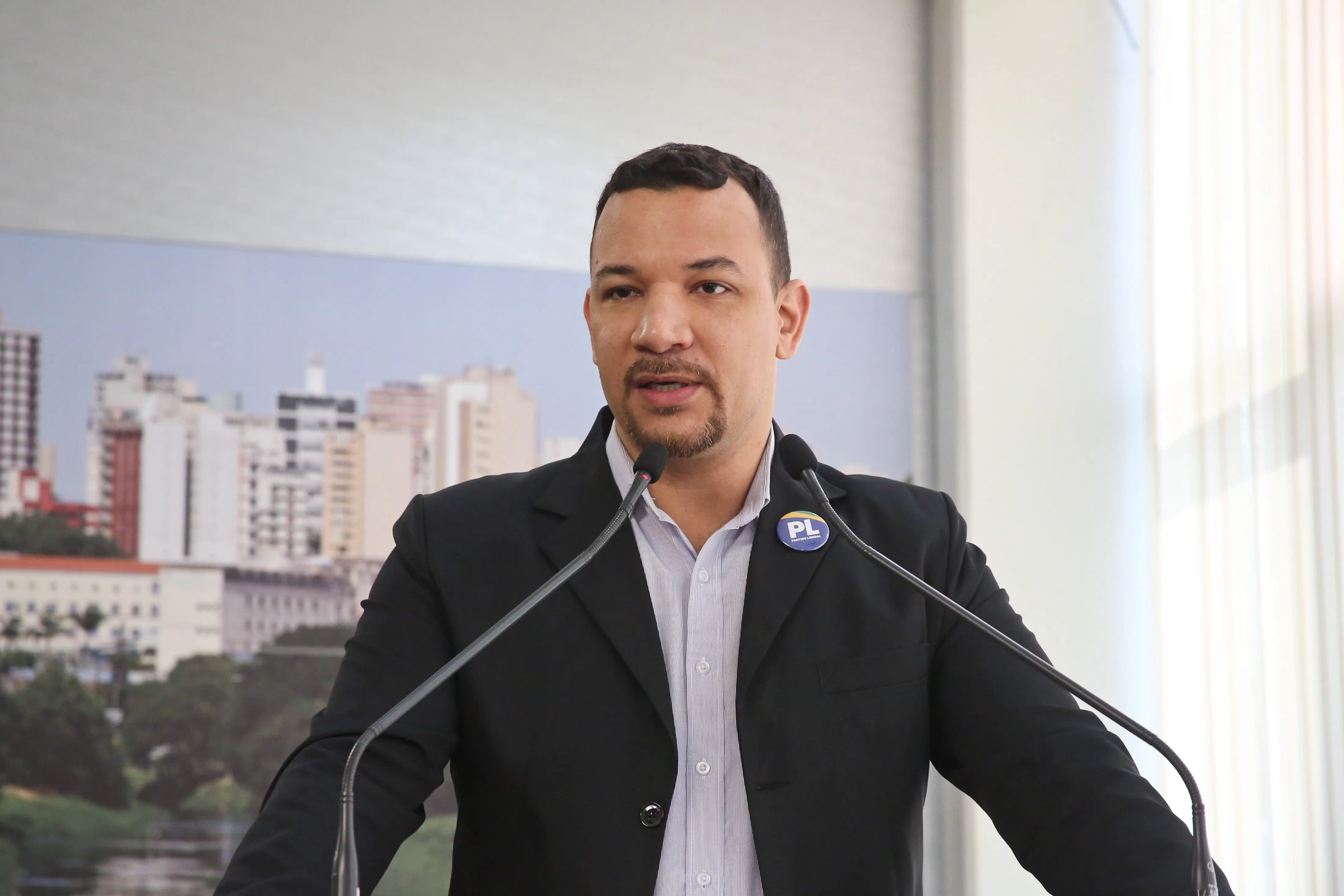 Sancionada Lei do Vereador Dylan Dantas que reconhece a fibromialgia como deficiência em Sorocaba