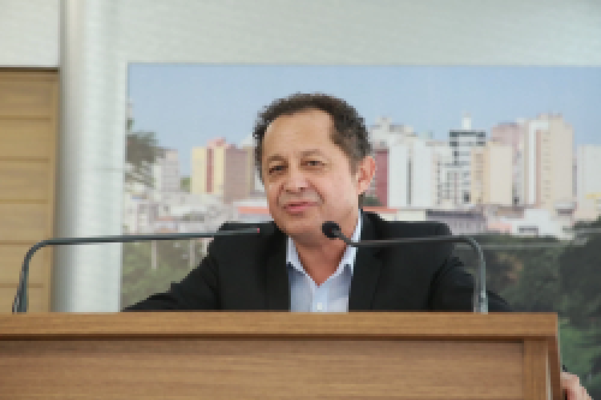 Toninho Corredor pede ao Executivo que intensifique o processo de regularização fundiária do Habiteto