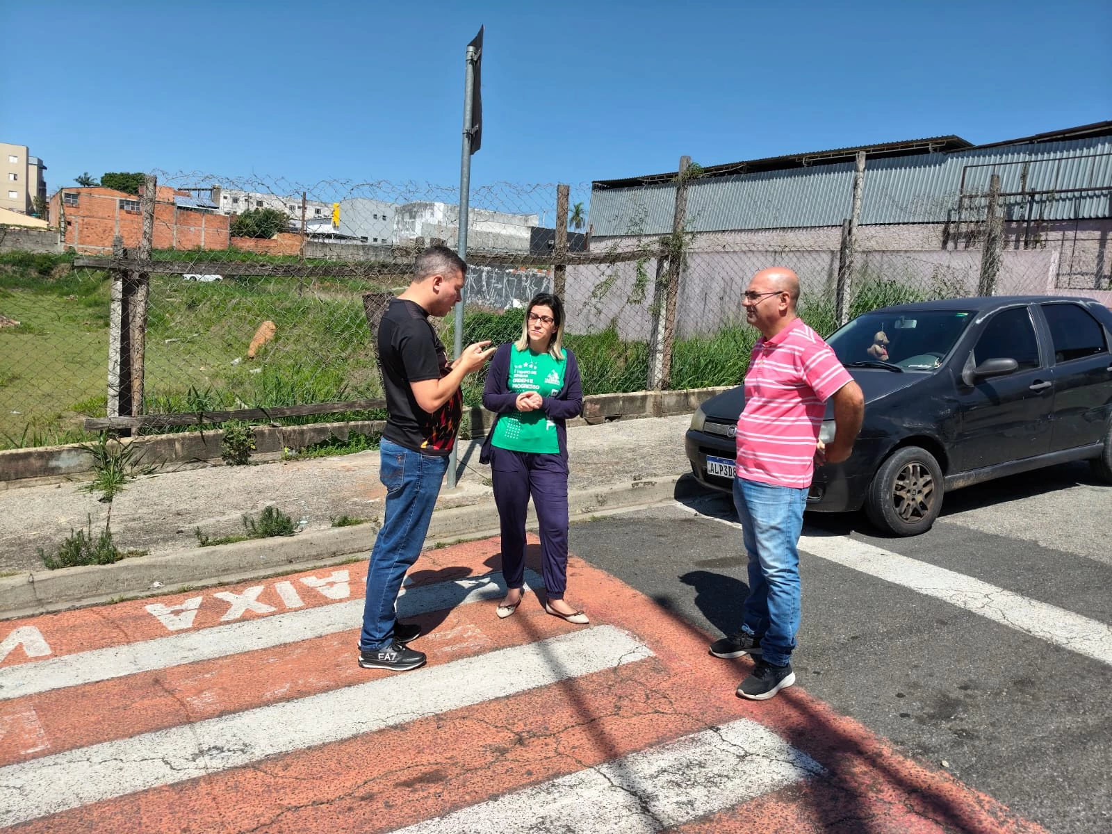 Cristiano Passos coleta demandas sobre mobilidade na Vila Lucy