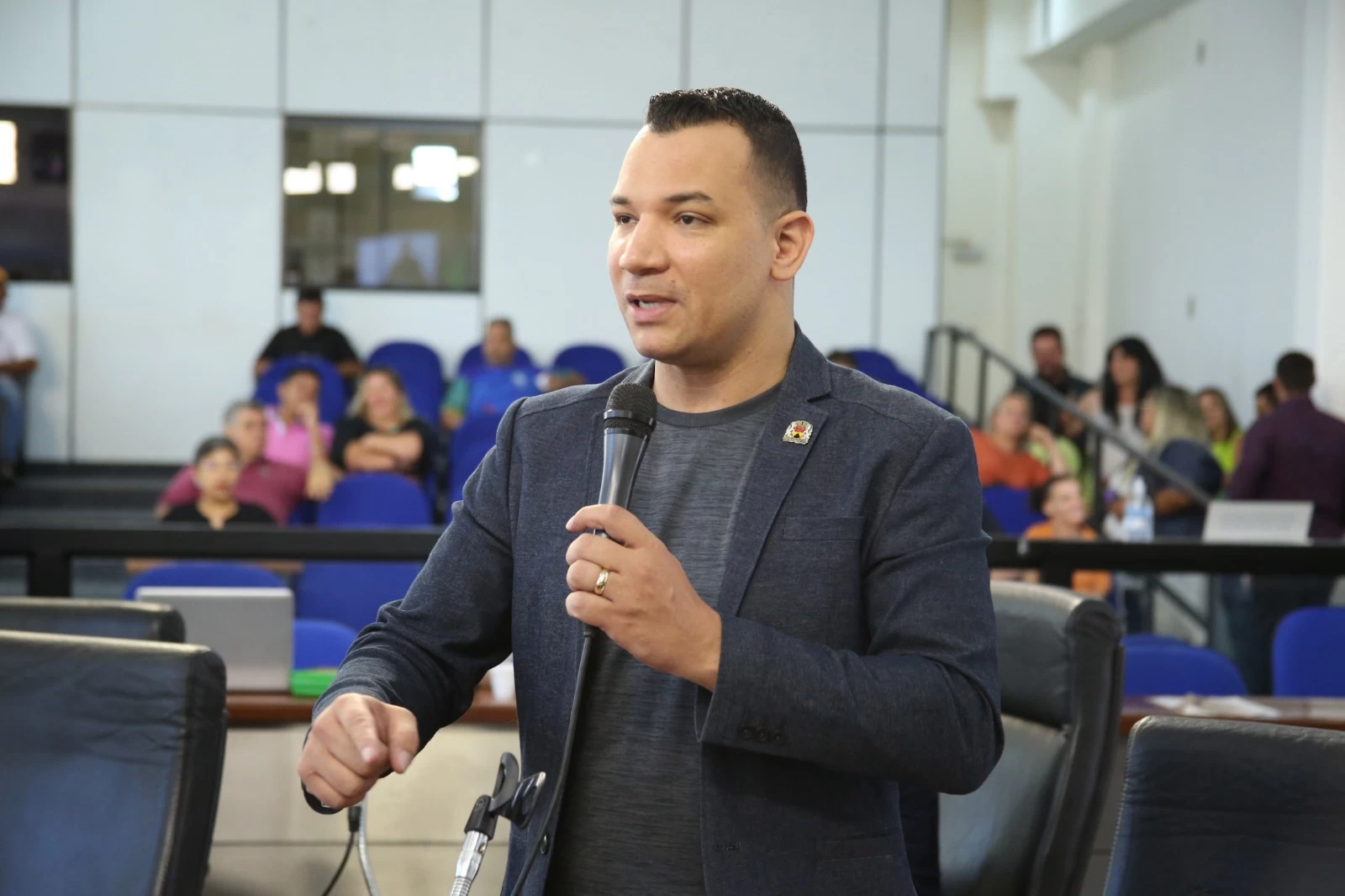 Vereador Dylan Dantas cobra explicações sobre aplicativo de agendamento das UBS em Sorocaba