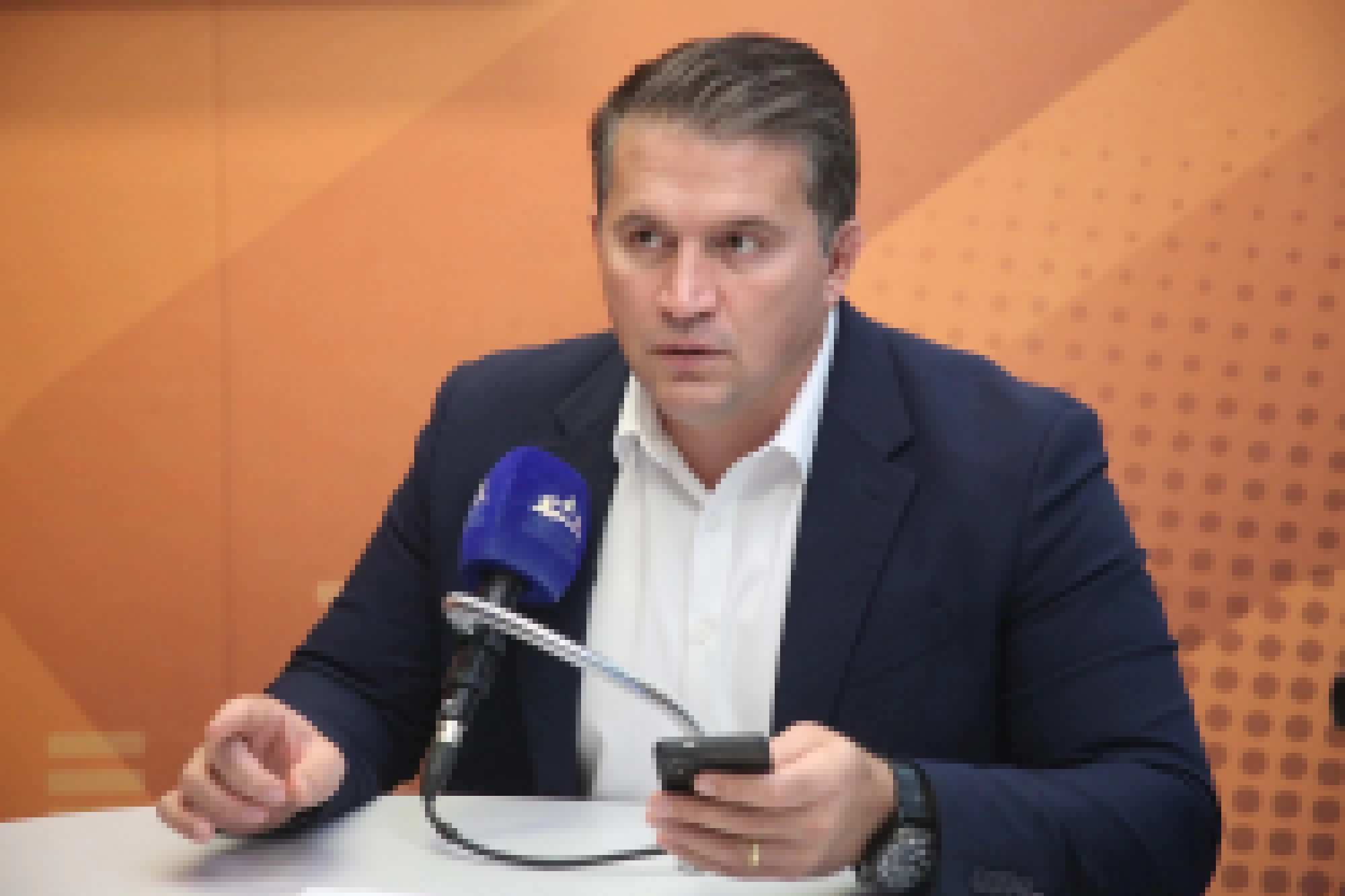 Roberto Freitas fala sobre combate ao trabalho infantil no Jornal da Câmara