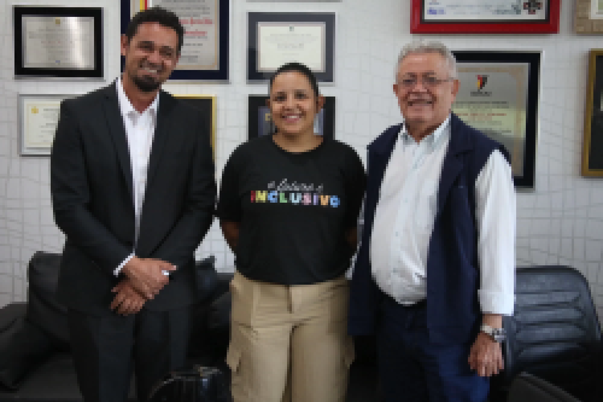 Presidente do Legislativo recebe visita de vereadora de Itapevi