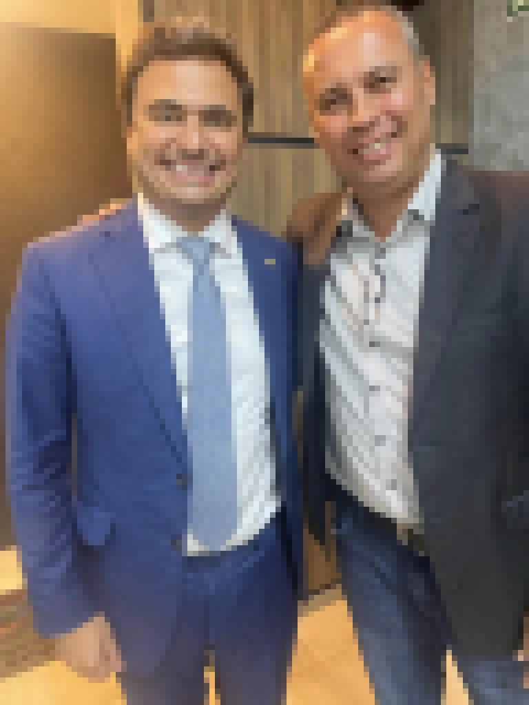 Durante encontro com Deputado Federal Maurício Neves (PP), vereador Fernando Dini pede investimentos para a saúde de Sorocaba.