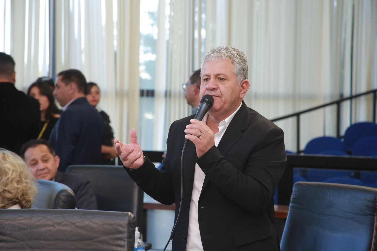 Izídio cobra Prefeitura por déficit de GCMs e falta de planejamento na convocação de aprovados