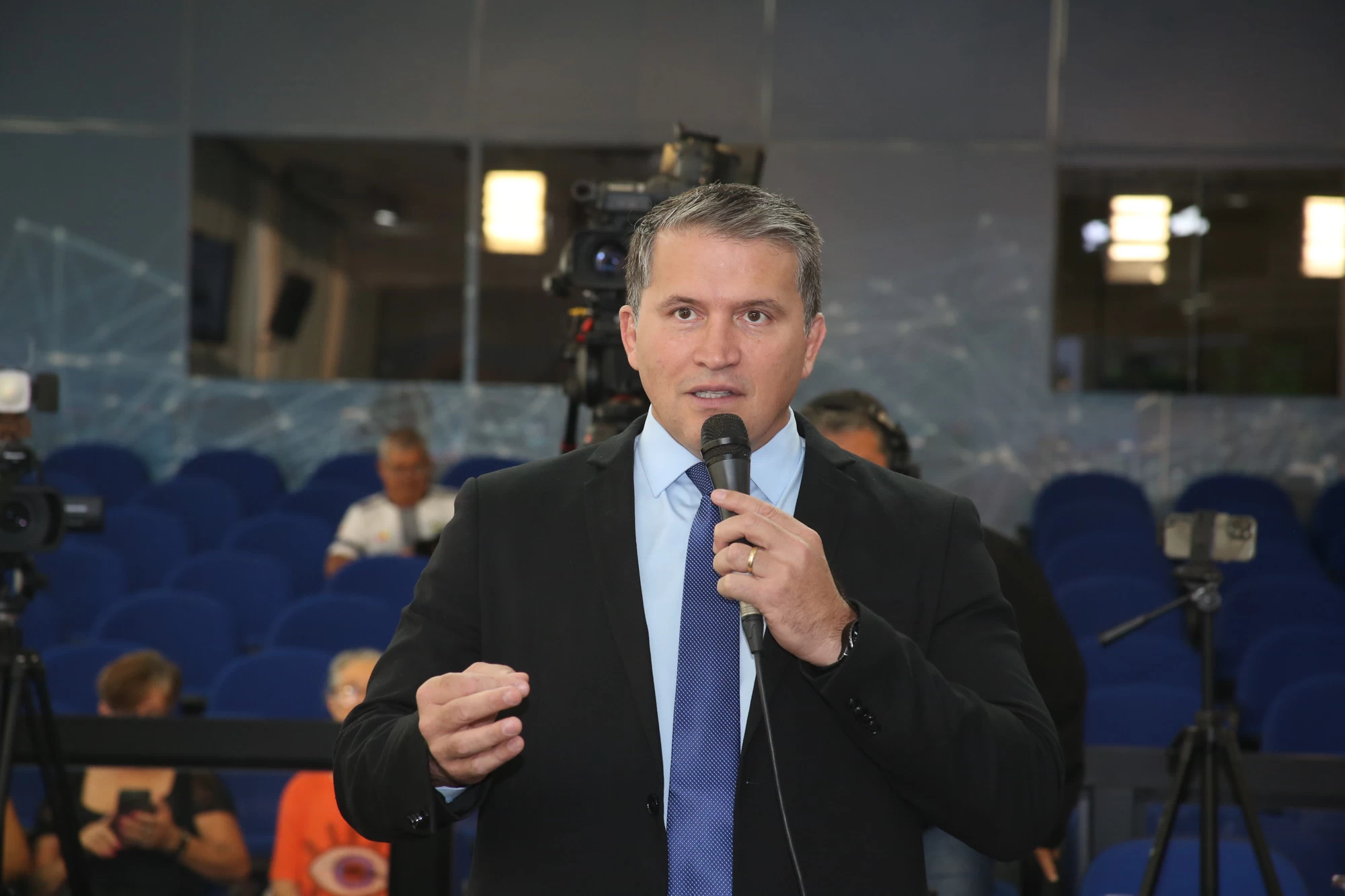 Publicada lei que ajusta regras para matrícula de irmãos na rede municipal de ensino