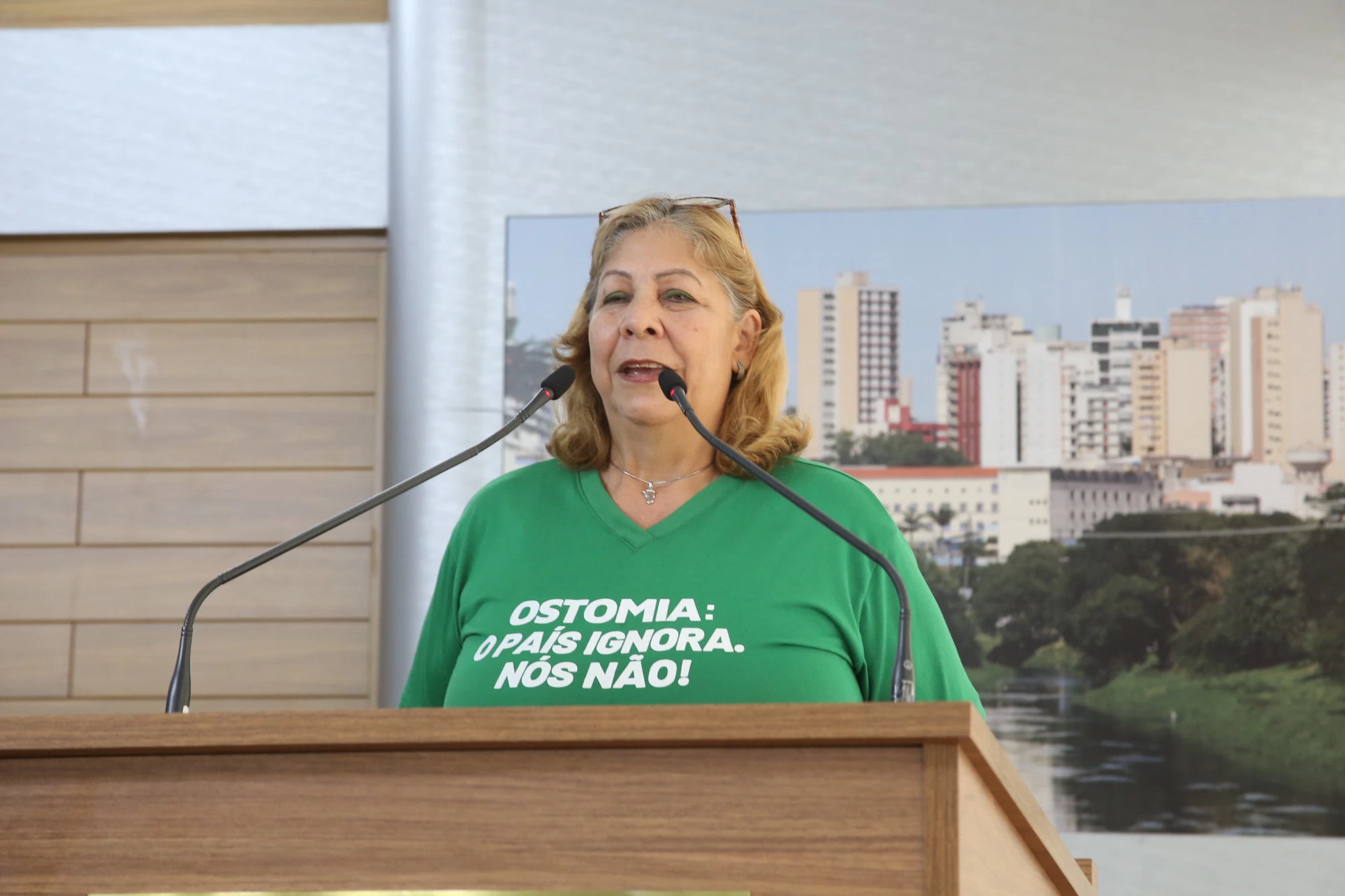 Entidade social que atende ostomizados solicita apoio dos parlamentares na tribuna social da sessão ordinária da Câmara