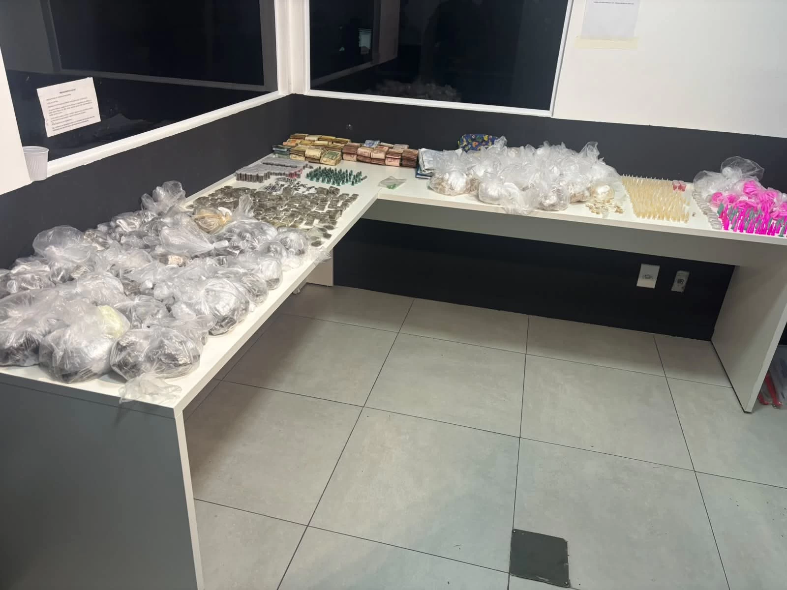 Operação conjunta entre PM e GAECO desarticula estrutura do crime organizado na Zona Norte