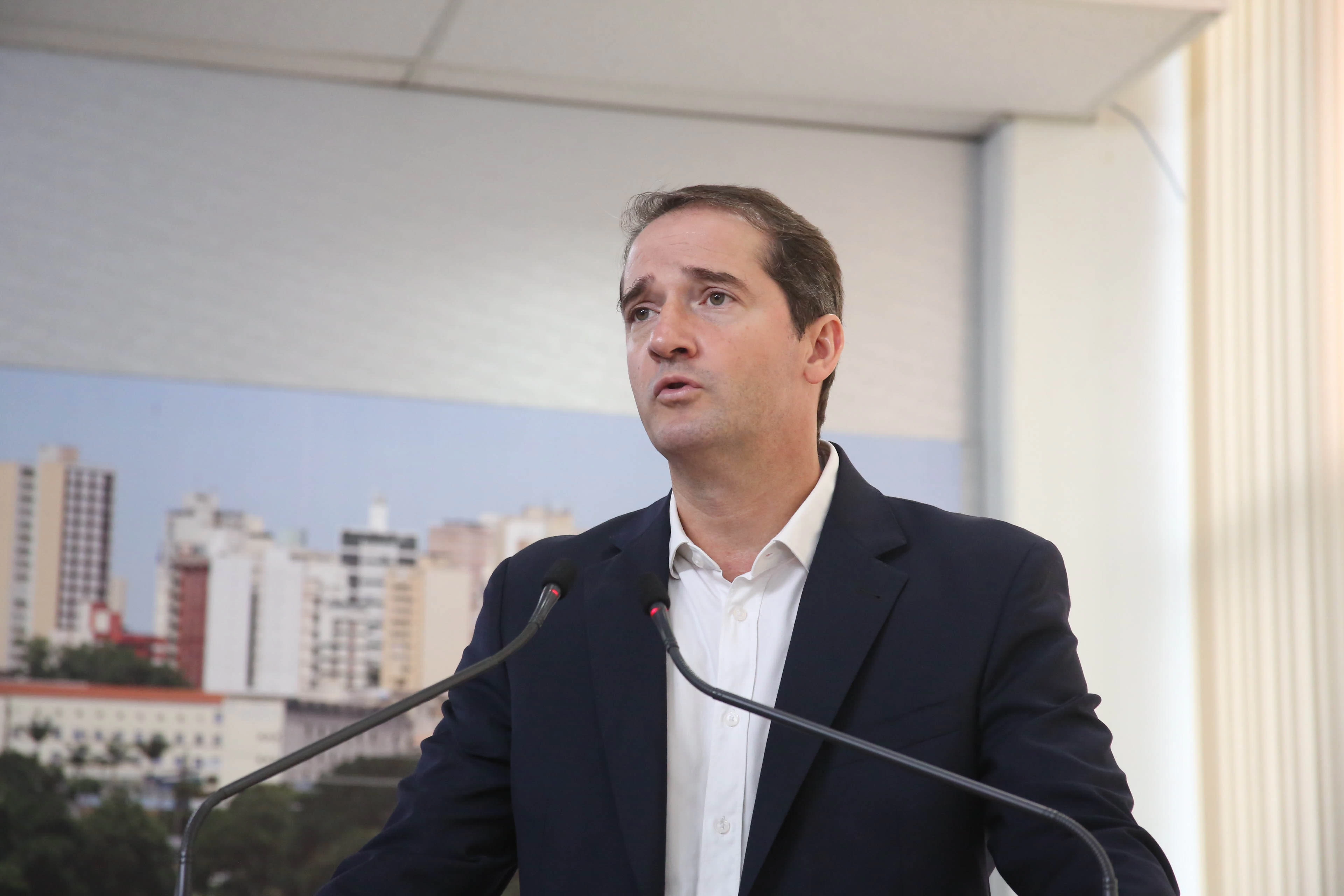 Raul Marcelo tem requerimento aprovado que cobra segurança para pedestres na avenida Itavuvu