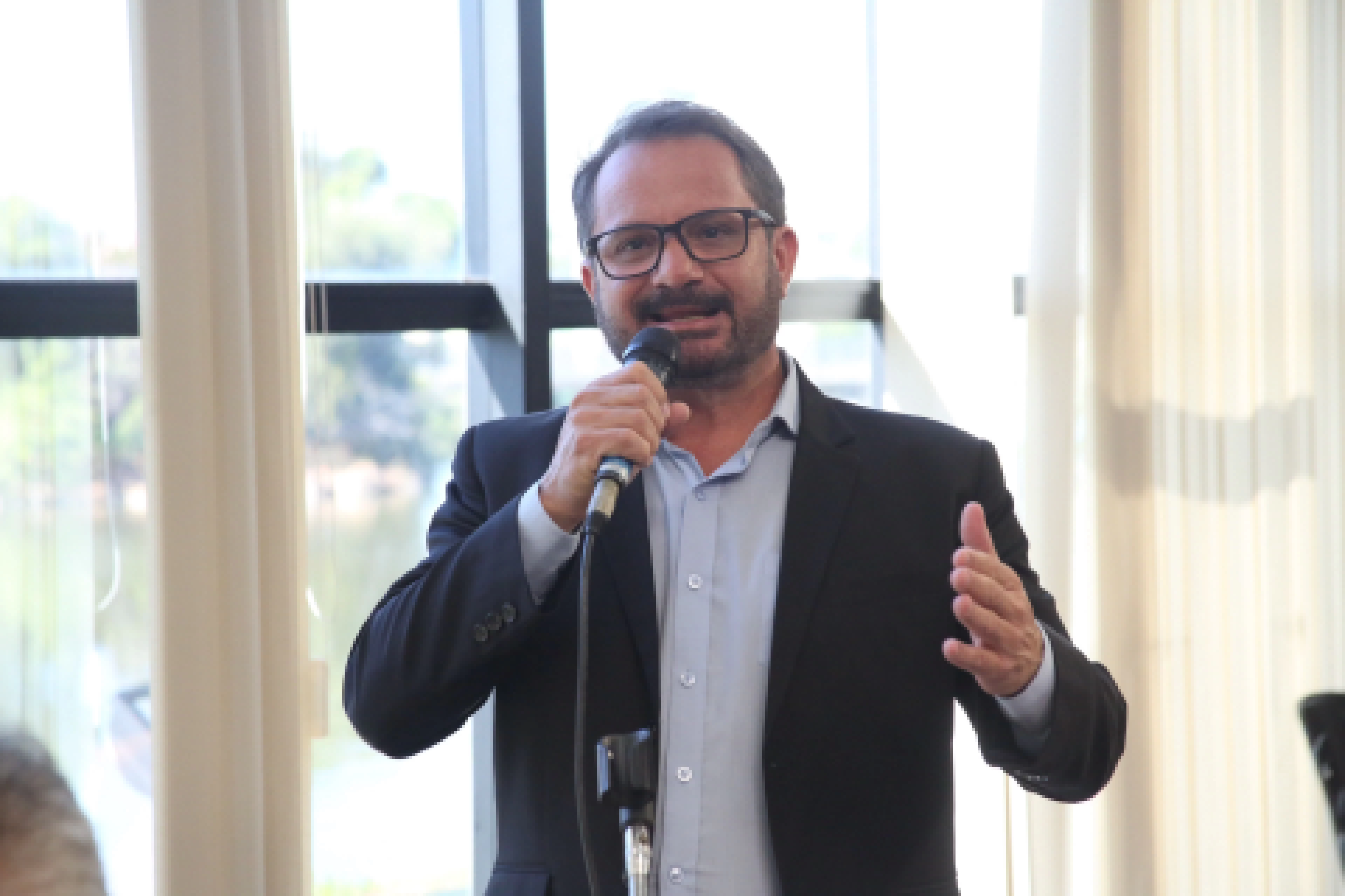 Alexandre da Horta reivindica a lacração de área localizada entre as ruas Arlindo Luz e Prudente de Moraes