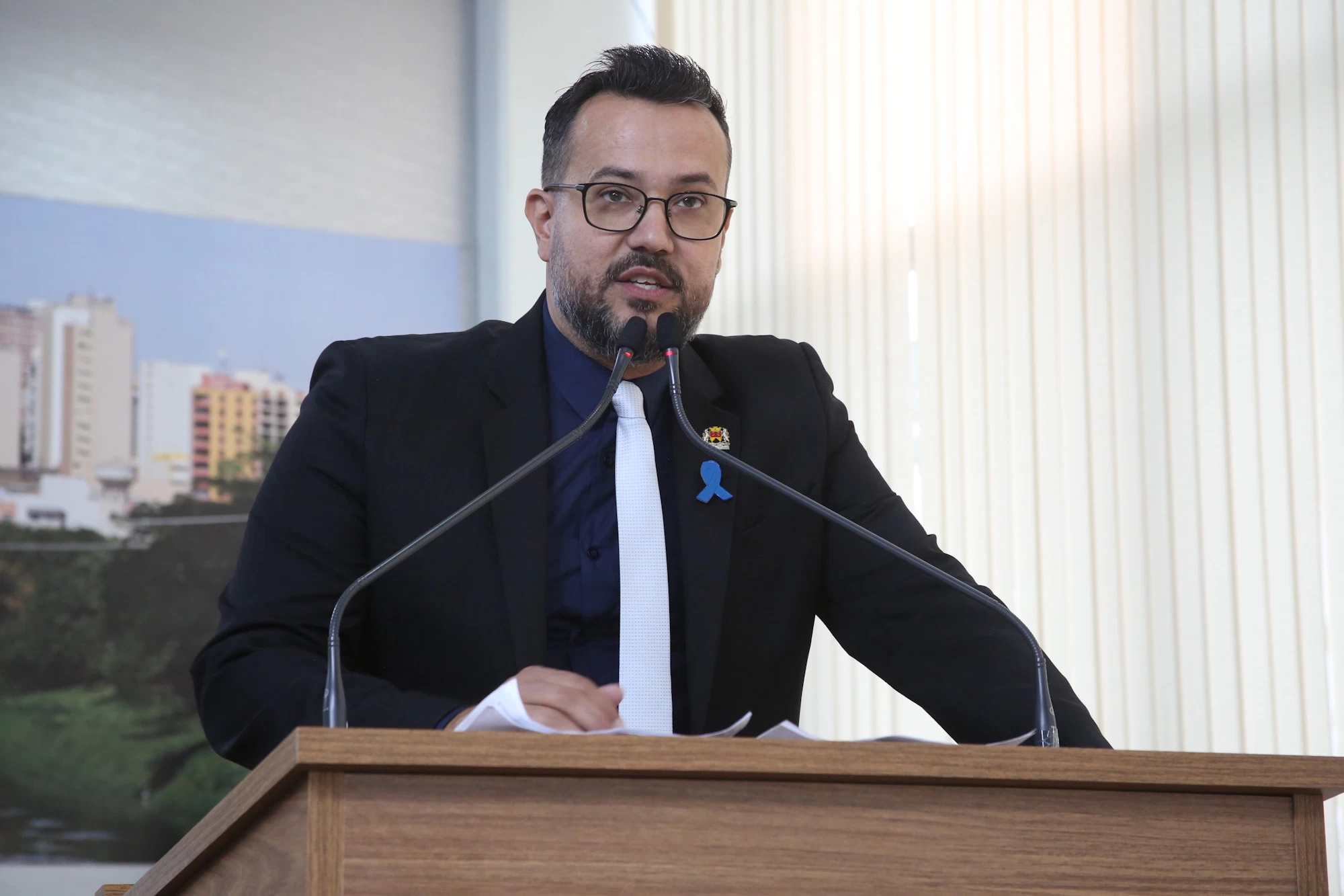 Fábio Simoa solicita extensão de serviço de água e esgoto em três estradas de Sorocaba