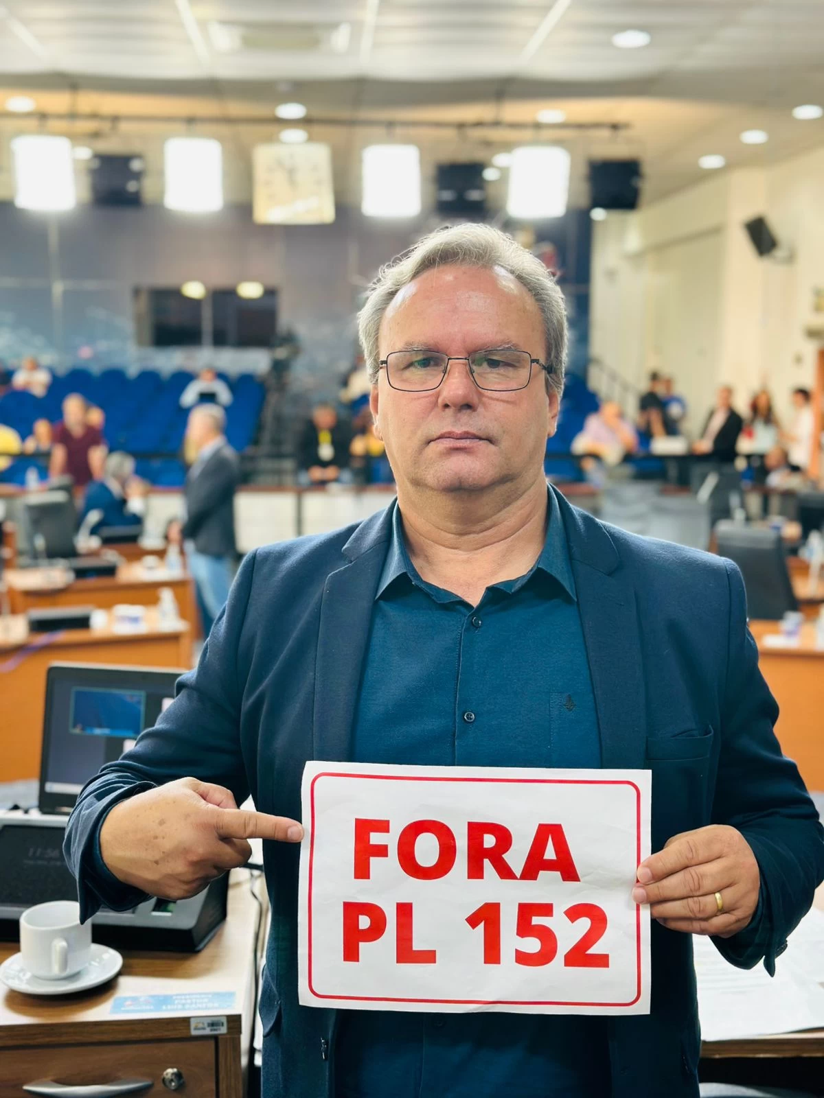 Fausto Peres protocola Moção de Repúdio contra a PLP 152/2025 e defende motoboys, motogirls e trabalhadores de aplicativo