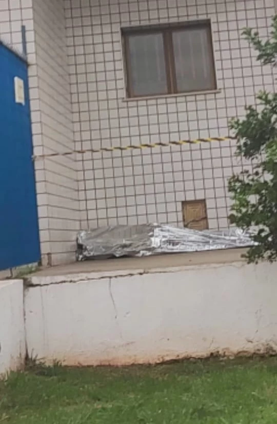 Corpo é encontrado do lado de fora da UBS no Parque Vitória Régia