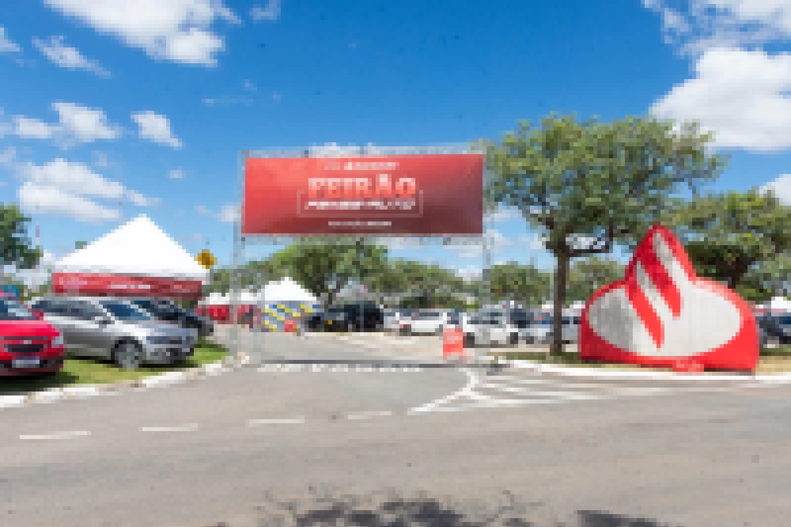 Feirão Pense Auto Santander de veículos seminovos acontece em junho no Pátio Caiuás em Sorocaba (SP)