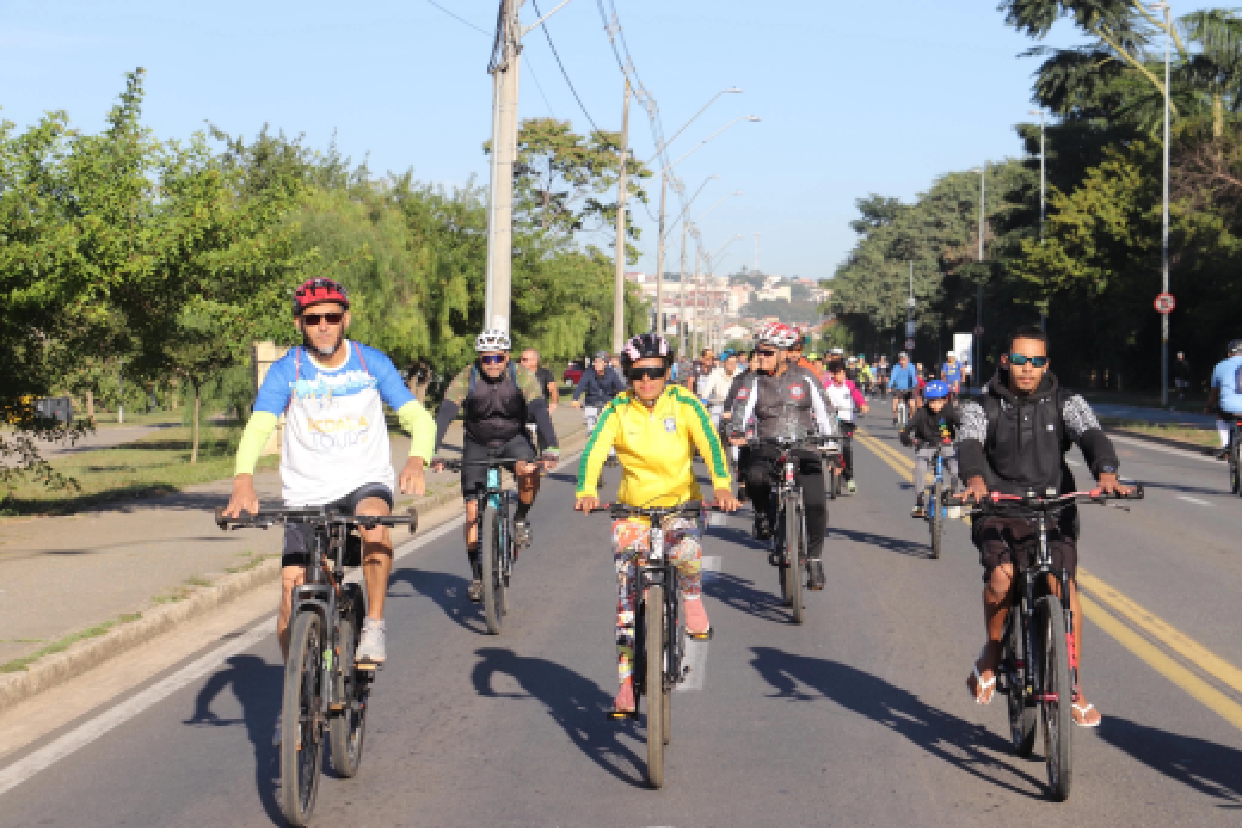 “Pedala Sorocaba” reúne cerca de mil participantes neste domingo (2)