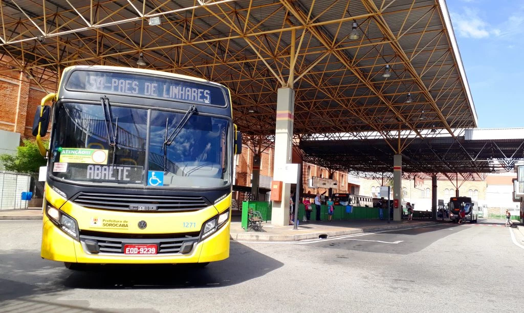 Ônibus terão horários ampliados nesta sexta-feira (2), dia de jogo do Brasil na Copa do Mundo