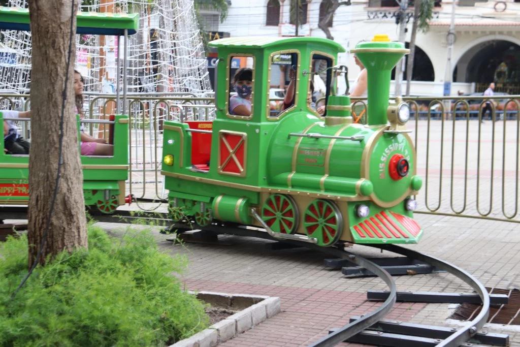 Natal Iluminado realiza ação especial para crianças com Transtorno do Espectro Autista (TEA) na Praça Central de Sorocaba