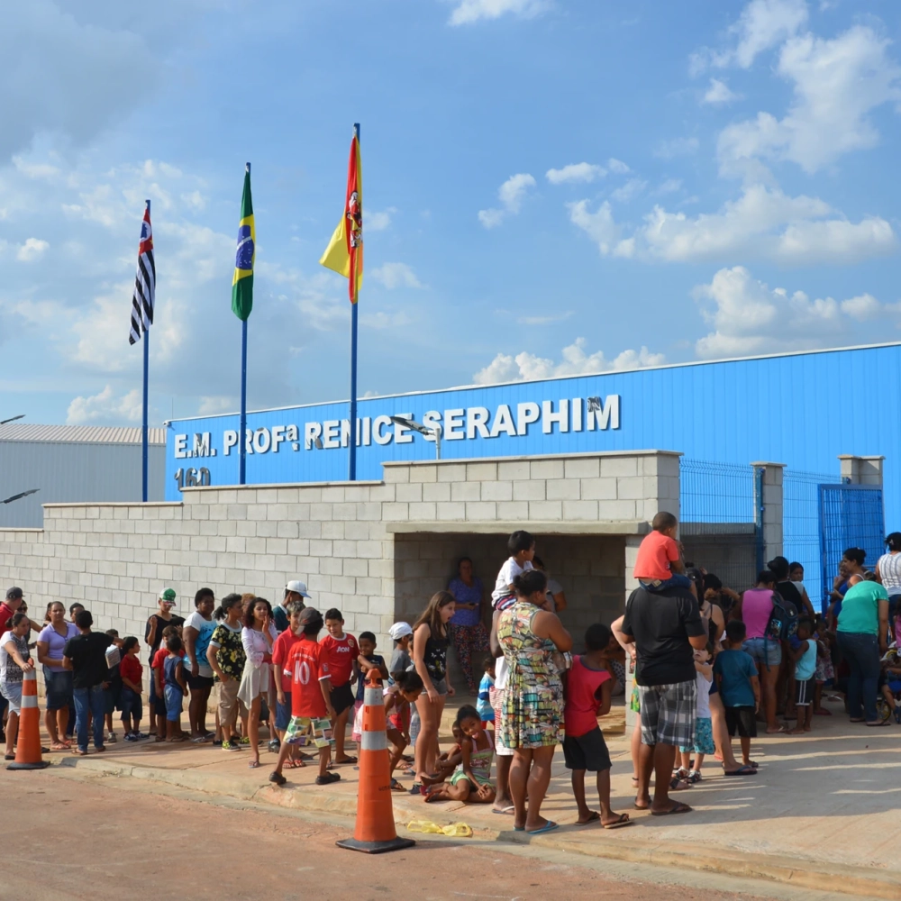 Escola do Carandá abre inscrições para Educação de Jovens e Adultos