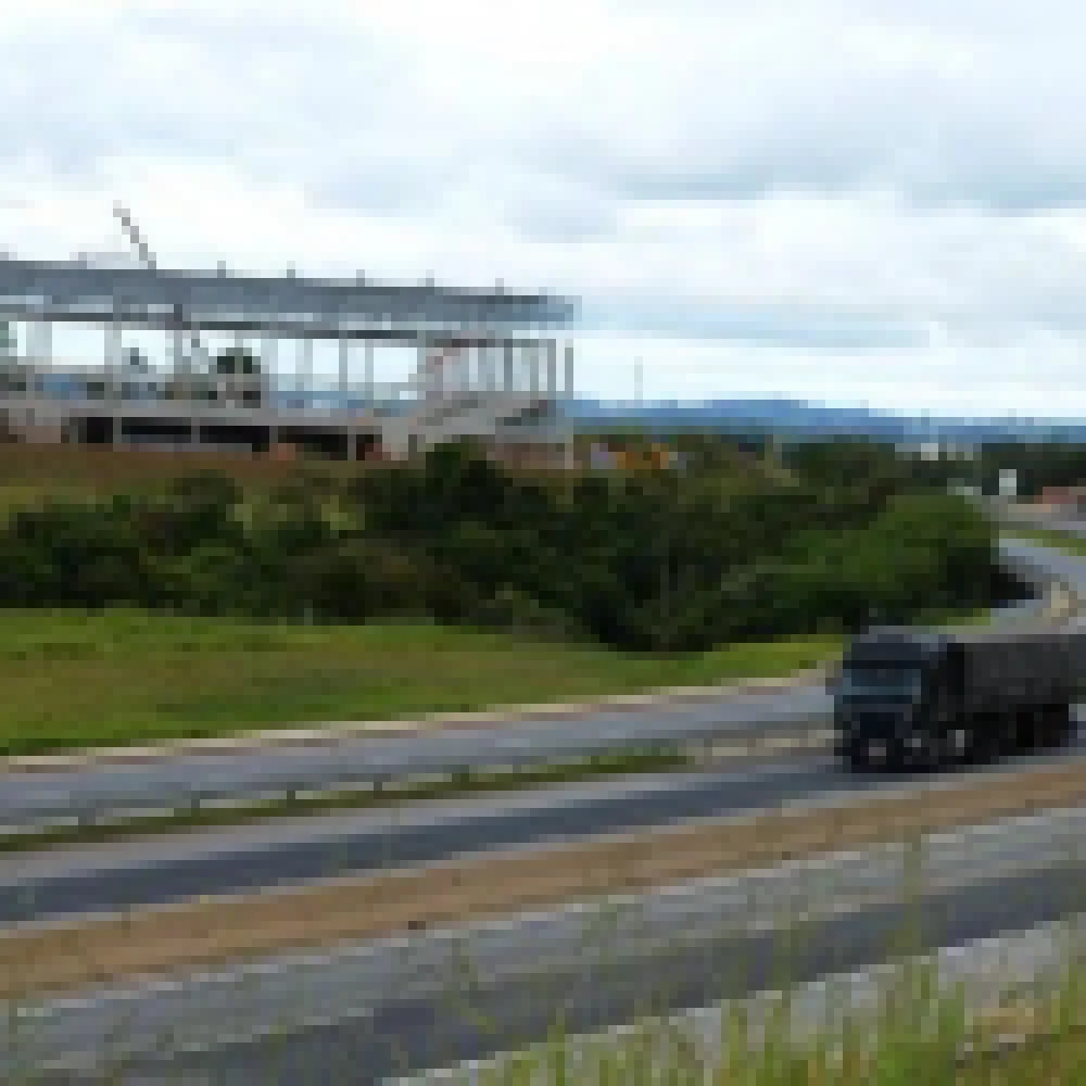 Estrutura metálica da Arena Multiuso já está concluída