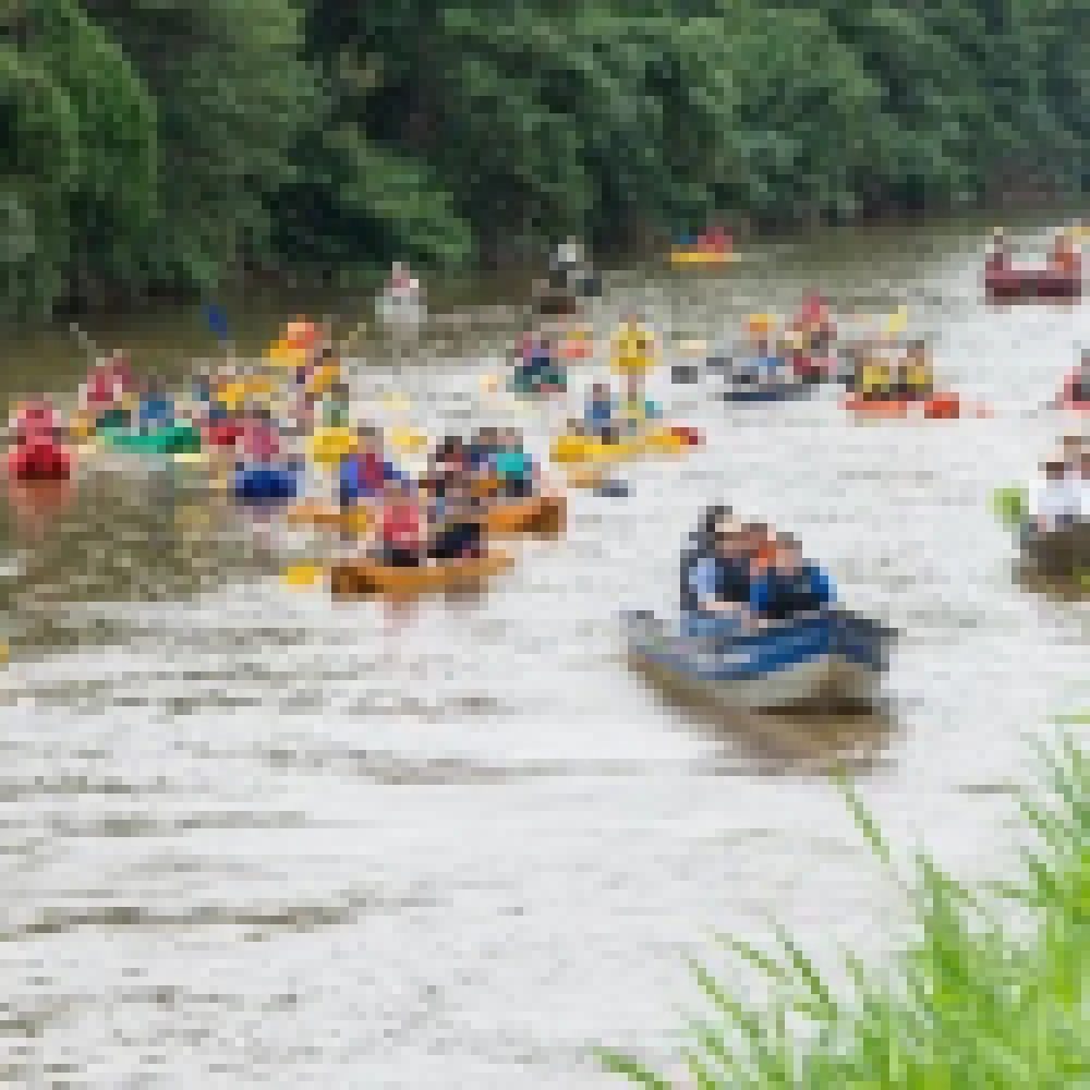 Expedição de barco abriu as atividades em comemoração ao Dia do rio Sorocaba