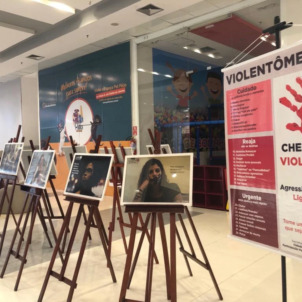 Exposição sobre Relacionamento Abusivo retorna ao Shopping Pátio Cianê