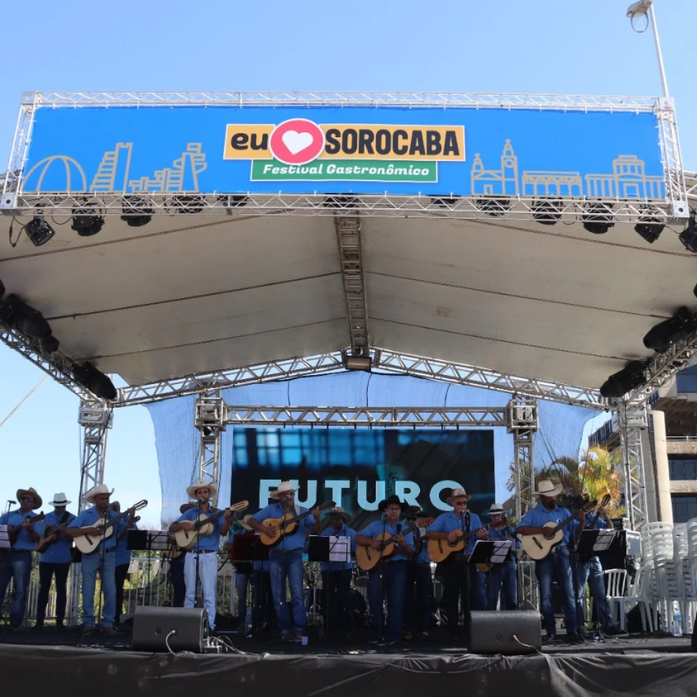 Festa de Aniversário de Sorocaba atrai multidão no Paço Municipal em três dias de evento