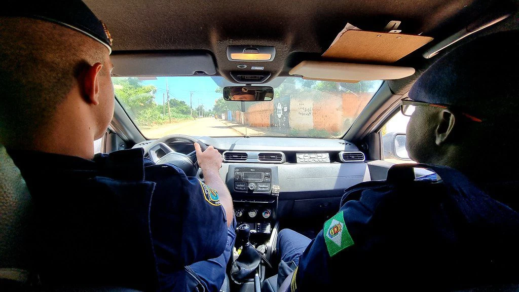 GCM salva recém-nascido engasgado