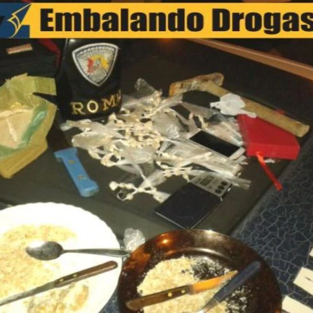 GCM detém três homens e um adolescente embalando drogas com destino ao bairro Nova Esperança