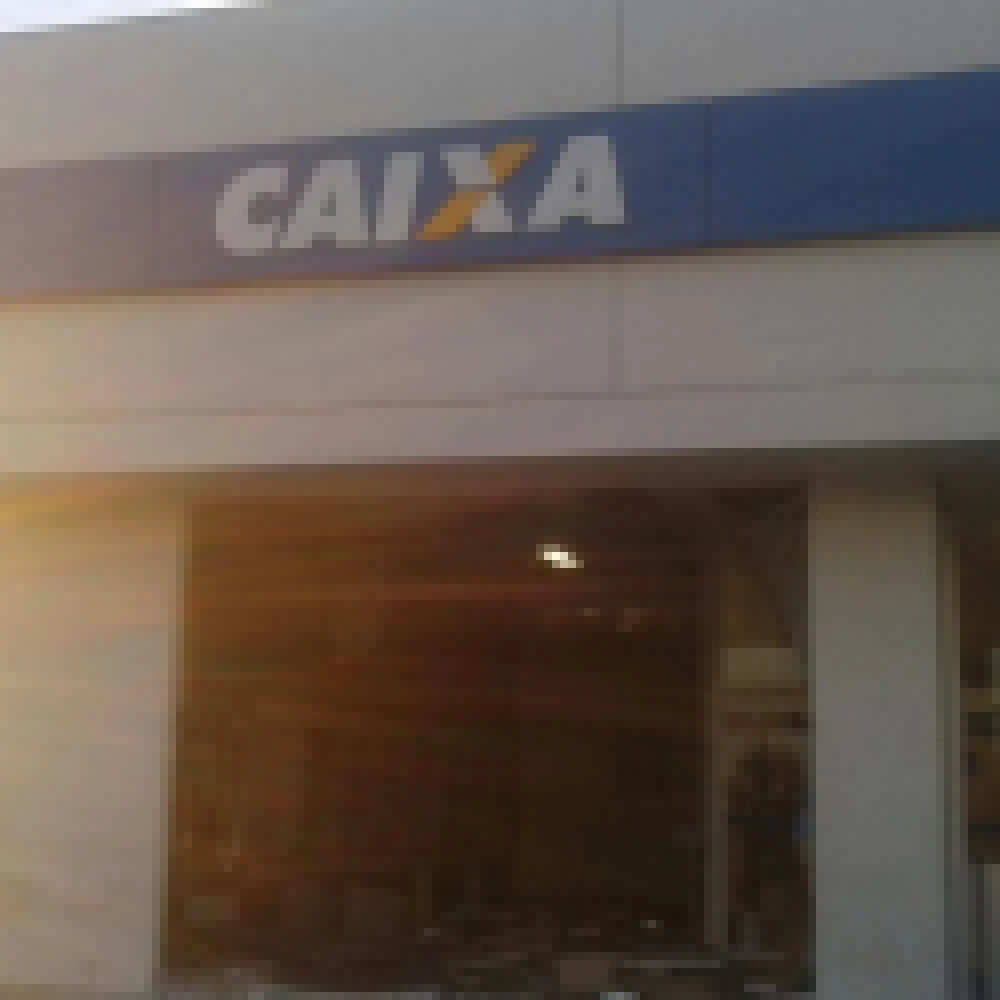 Grupo explode agência da Caixa Econômica Federal em Salto de Pirapora
