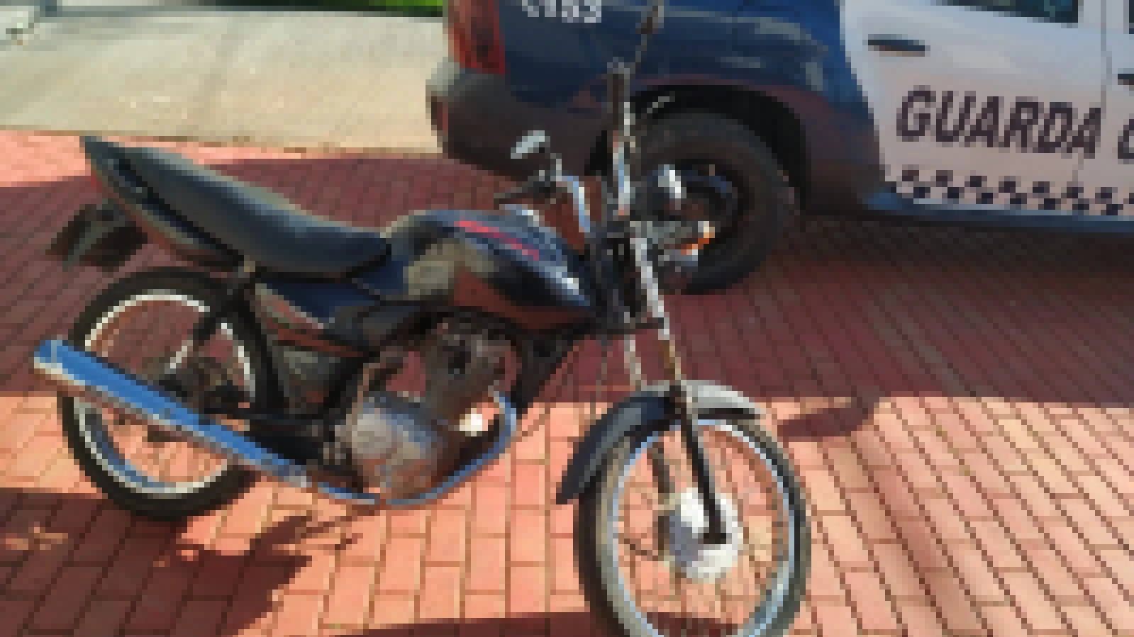 Guarda Civil de Iperó apreende moto com emplacamento inexistente e a numeração do chassi suprimida