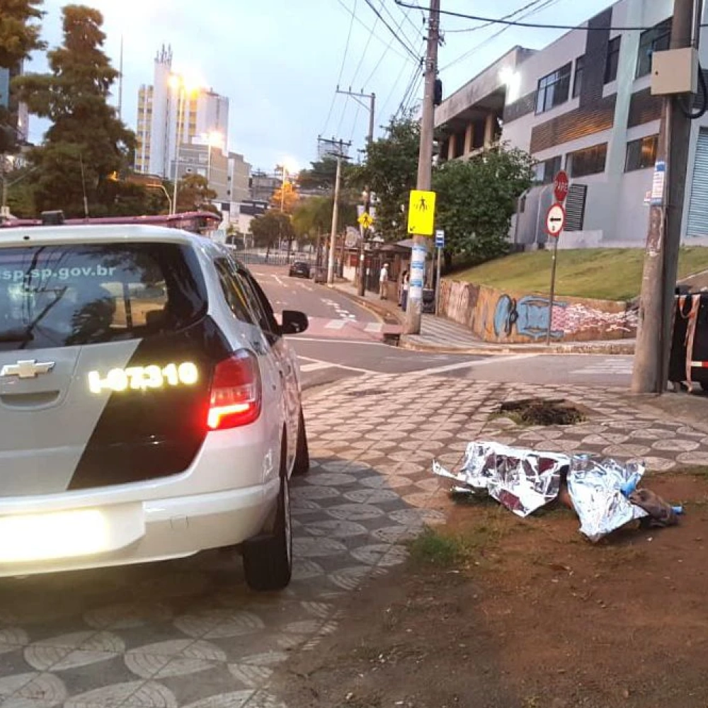 Homem é morto com tiro na cabeça perto da rodoviária