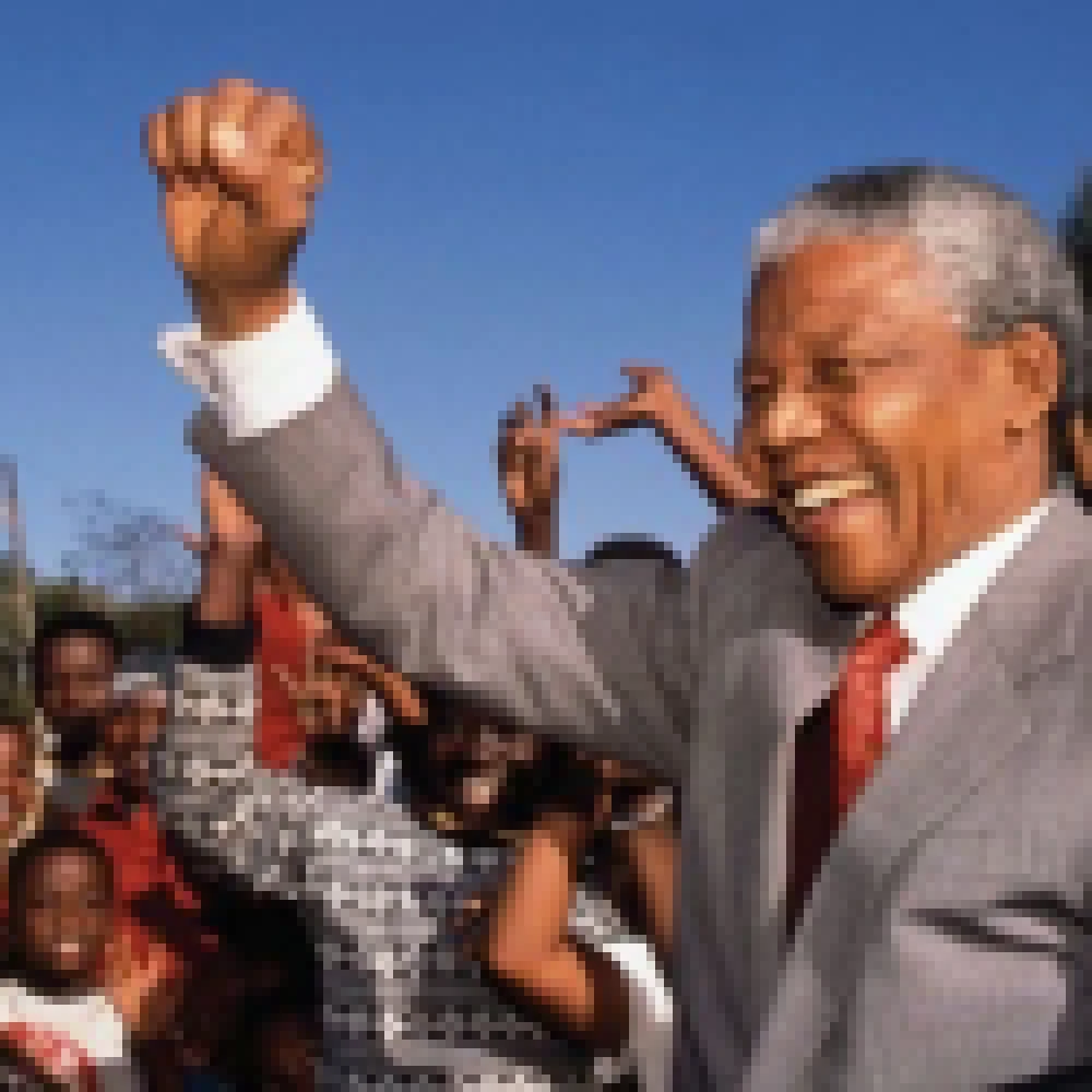 Ícone da luta pela igualdade racial, Morre aos 95 anos, Nelson Mandela.