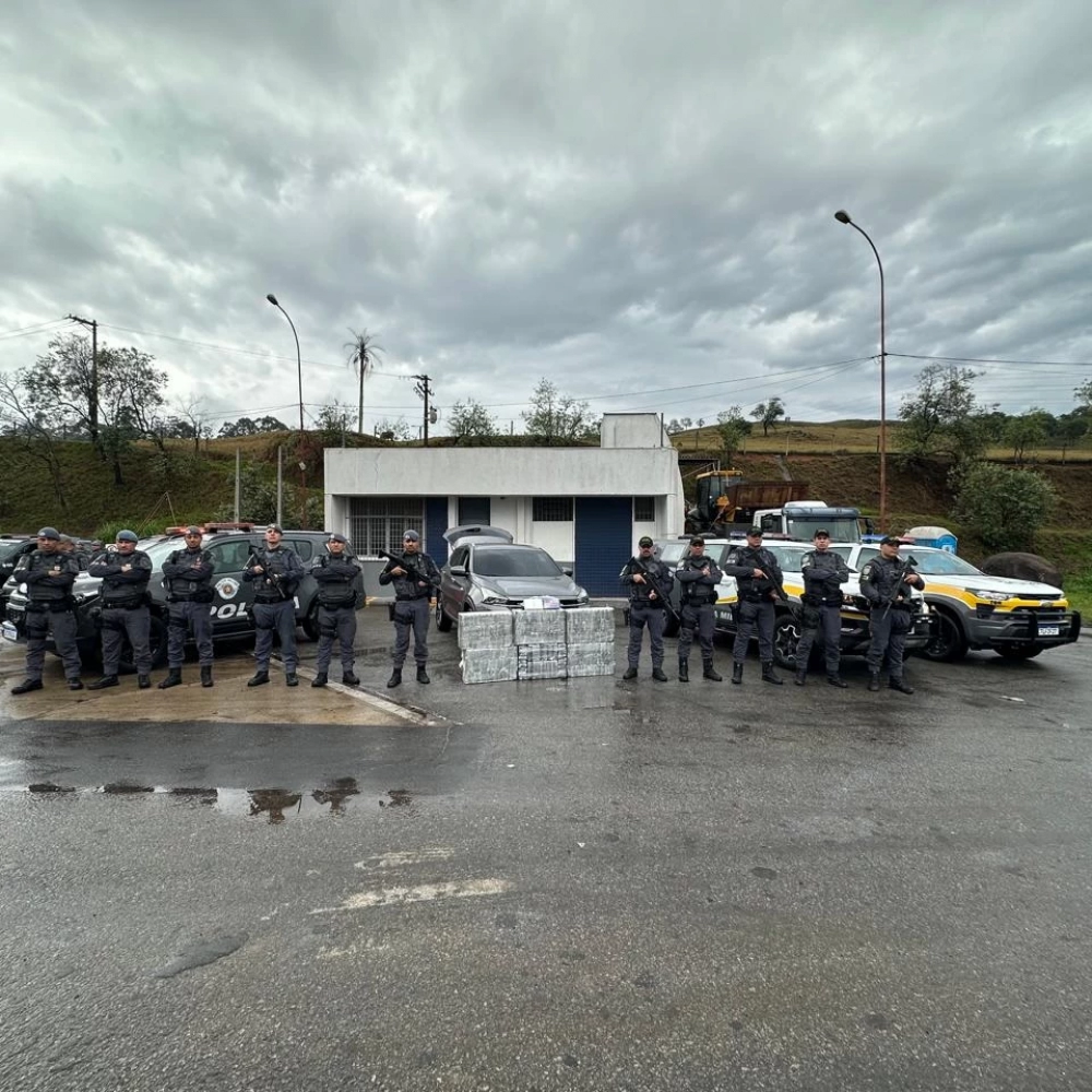 Homem é preso com cocaina avaliada em R$ 6 milhões na Rod. Castello Branco