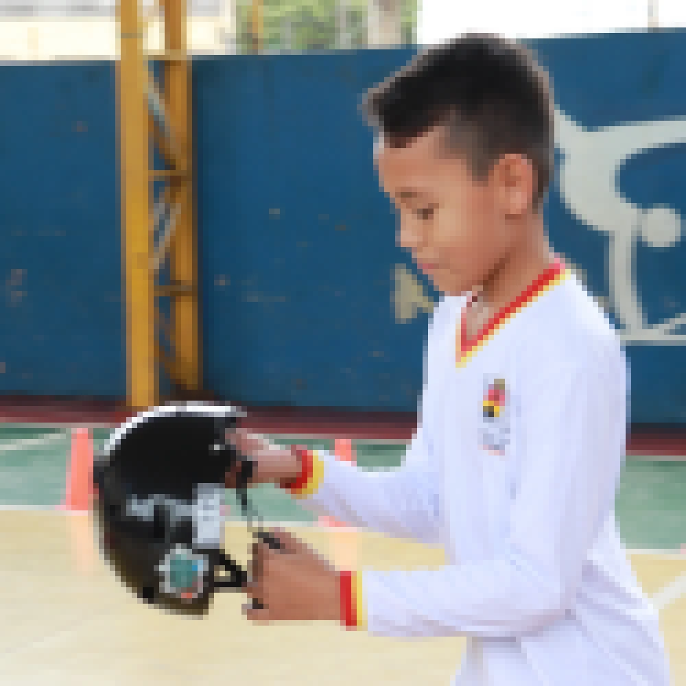 Alunos da rede pÃºblica municipal tÃªm aula inaugural de skate pelo projeto â€œEu Pratico Esporte Educacional Escolarâ€�