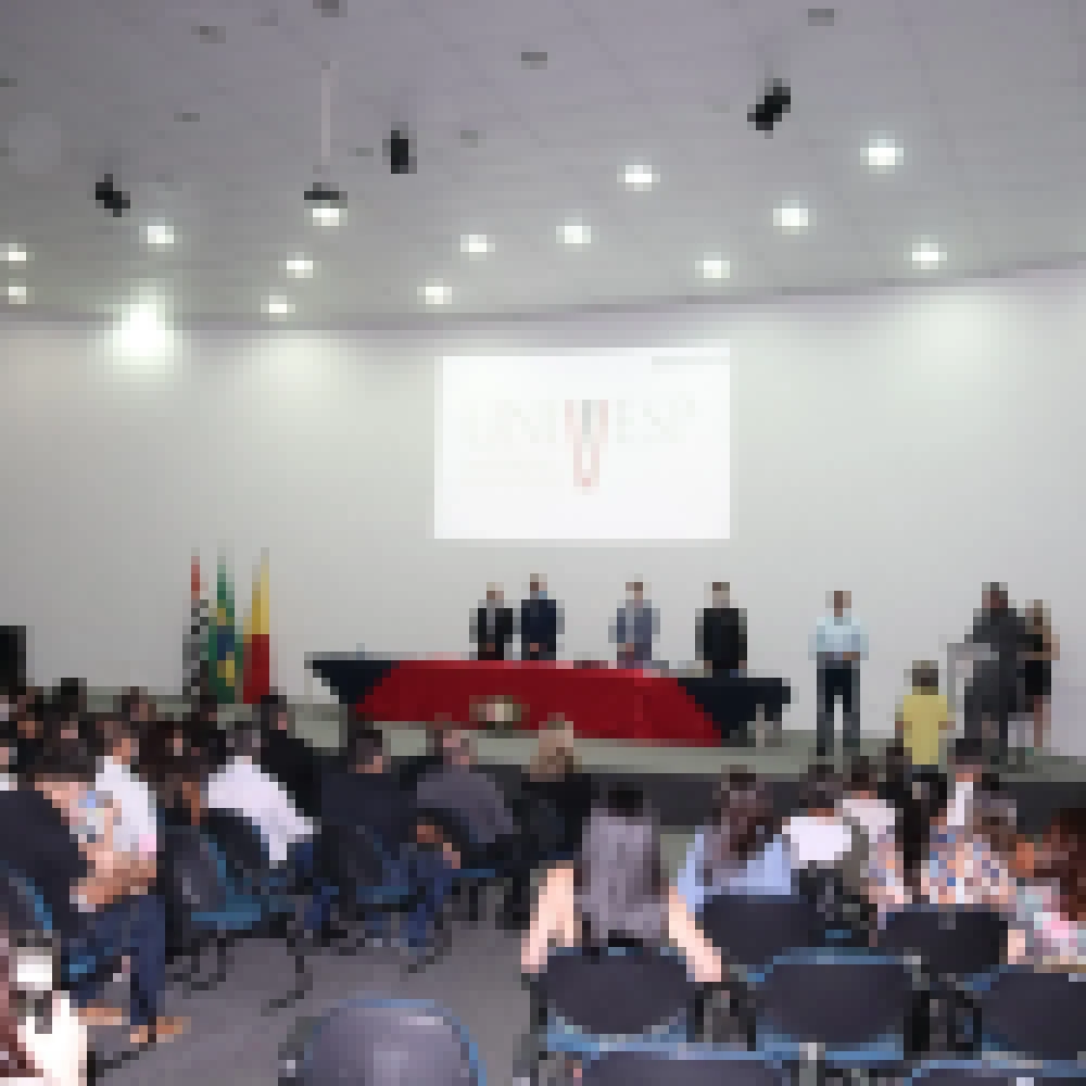 Univesp realiza formatura do curso de GestÃ£o PÃºblica no Centro de ReferÃªncia em EducaÃ§Ã£o