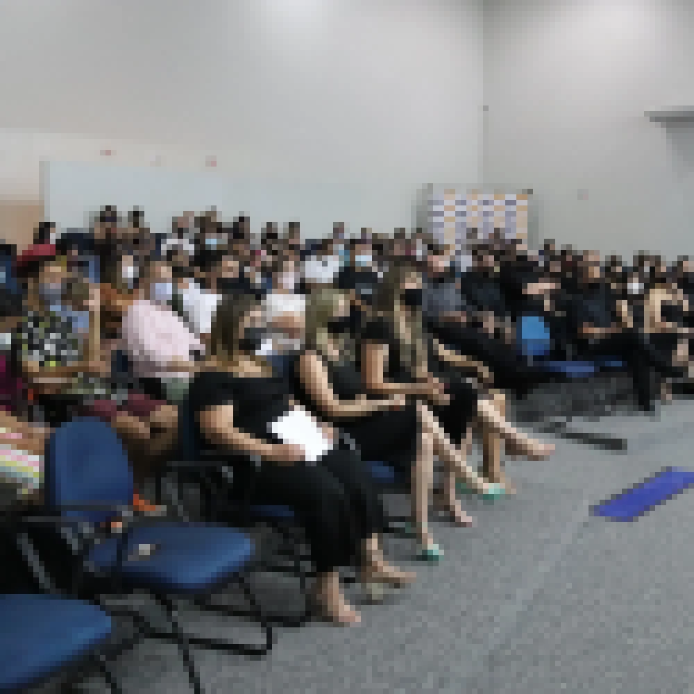 Univesp realiza formatura do curso de GestÃ£o PÃºblica no Centro de ReferÃªncia em EducaÃ§Ã£o
