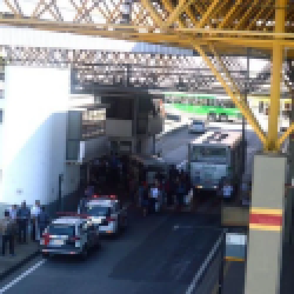 Idosa Ã© atropelada e morre dentro do Terminal Santo AntÃ´nio