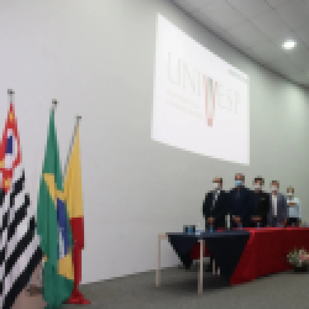 Univesp realiza formatura do curso de GestÃ£o PÃºblica no Centro de ReferÃªncia em EducaÃ§Ã£o