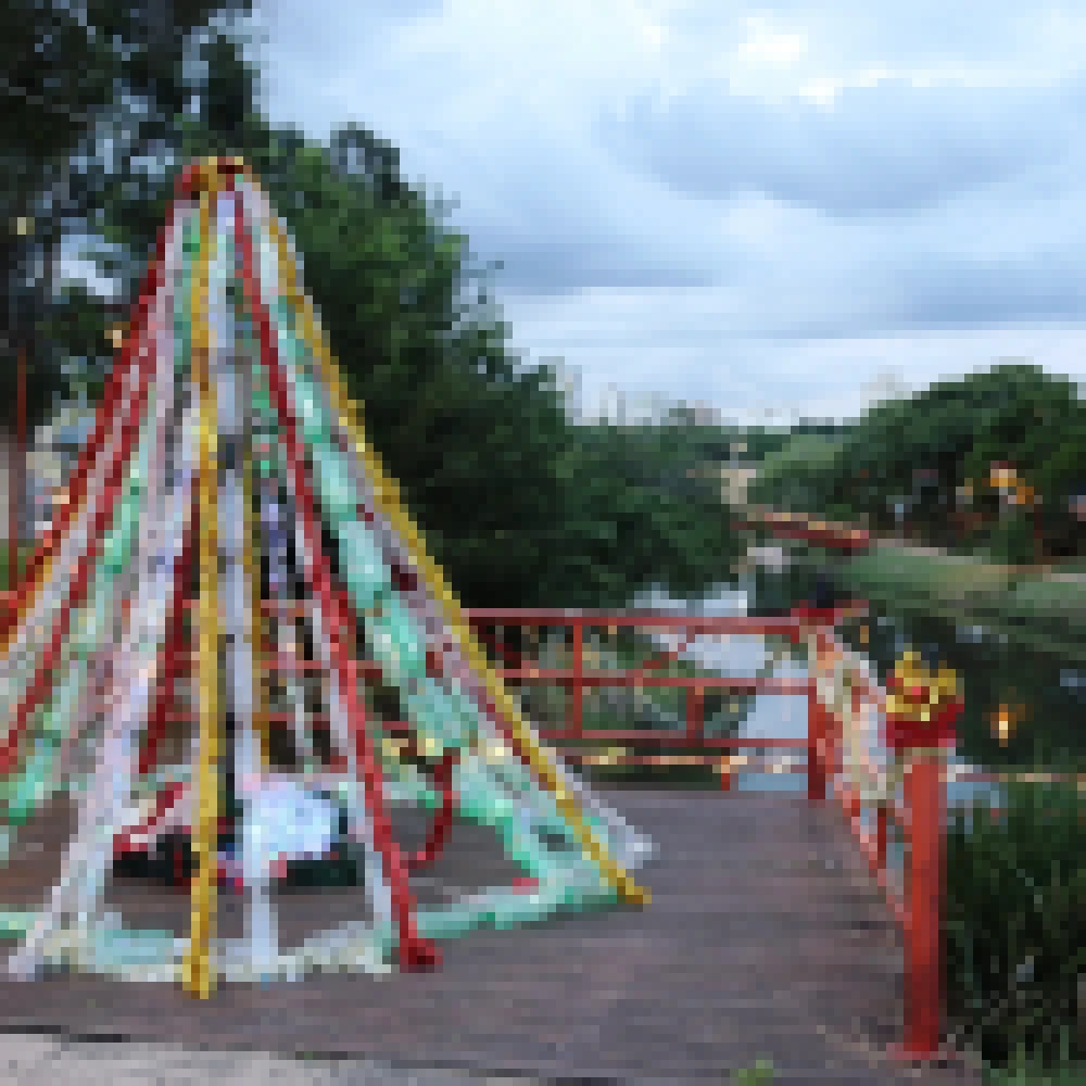 Prefeitura aciona iluminaÃ§Ã£o de Natal no Parque Kasato Maru