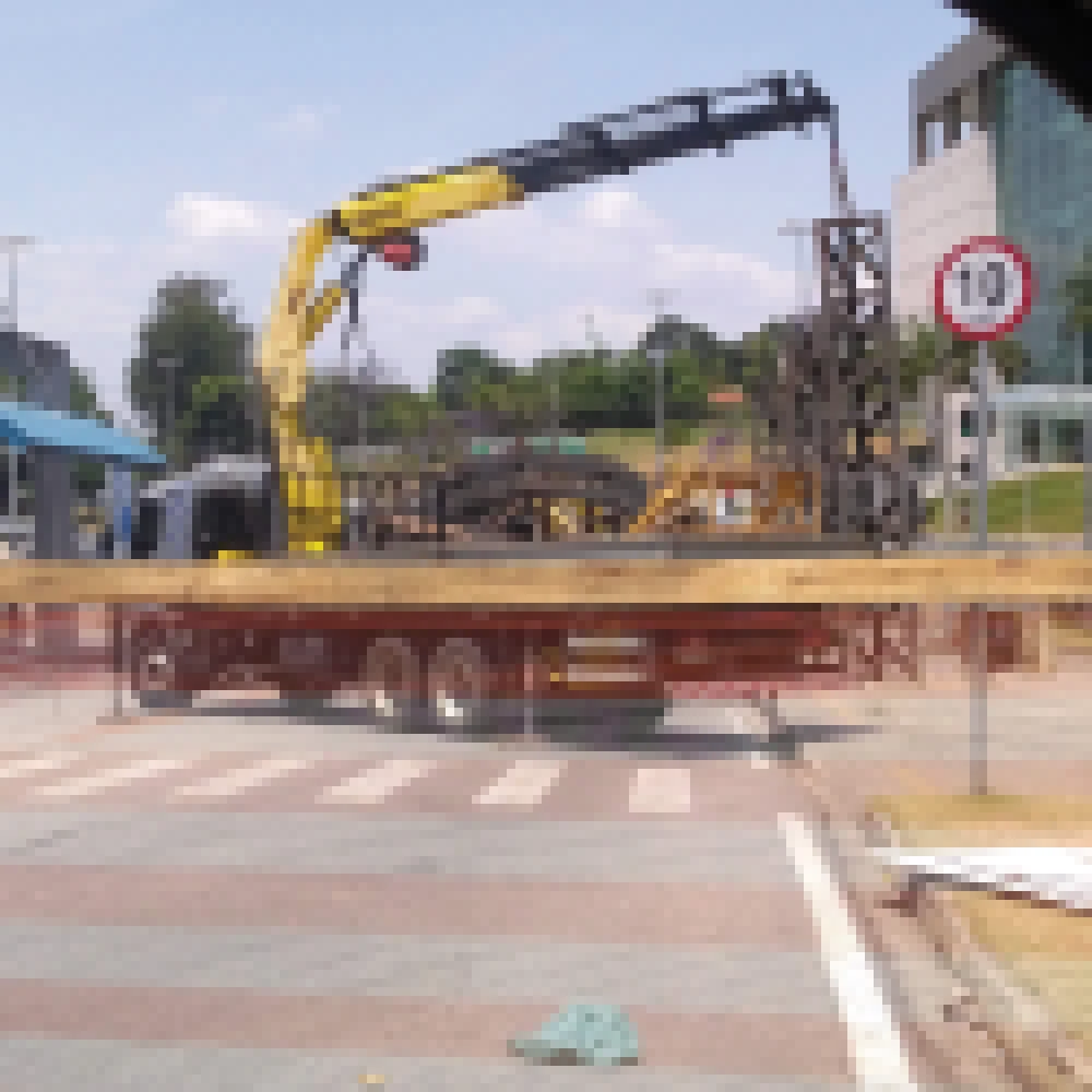 Terminal de TransferÃªncia da avenida Itavuvu Ã© parcialmente interditada para obras do BRT