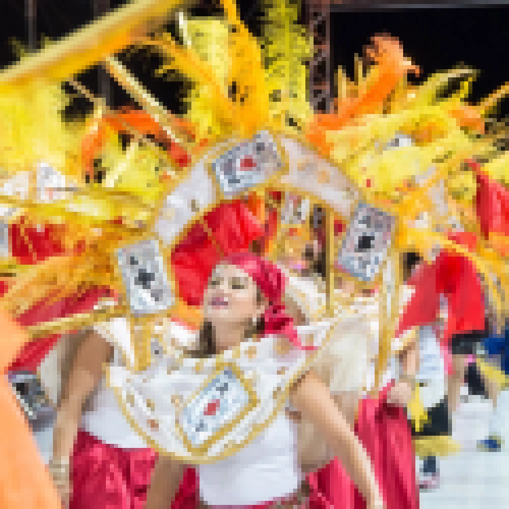 Desfile de Carnaval ocorrerÃ¡ na segunda e na terÃ§a-feira em Sorocaba; Estrutura serÃ¡ finalizada nesta quinta-feira (28)