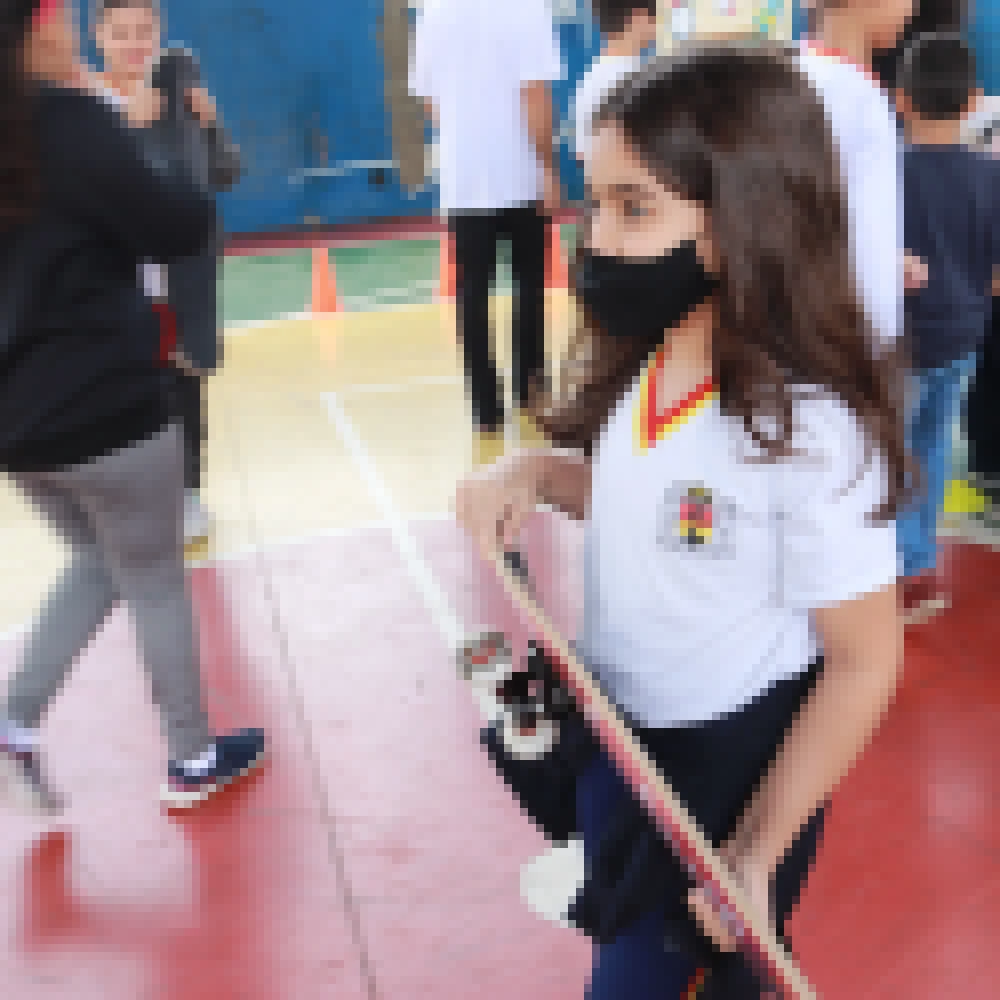 Alunos da rede pÃºblica municipal tÃªm aula inaugural de skate pelo projeto â€œEu Pratico Esporte Educacional Escolarâ€�