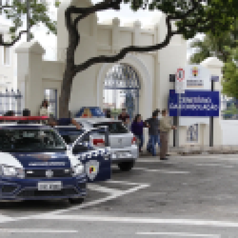 Totalmente revitalizados, cemitÃ©rios municipais atraem cerca de 40 mil pessoas no Dia de Finados
