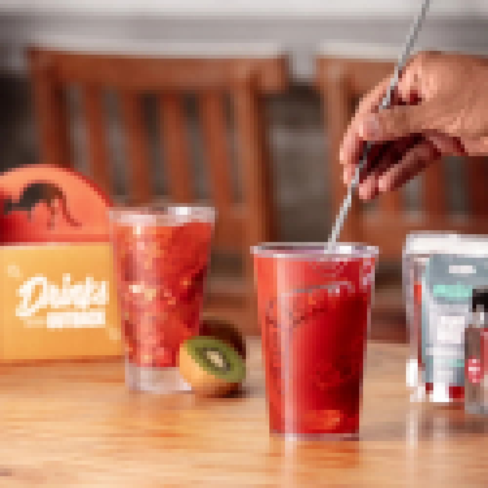 Outback lanÃ§a experiÃªncia Do It Yourself para que clientes faÃ§am drinks da marca em casa