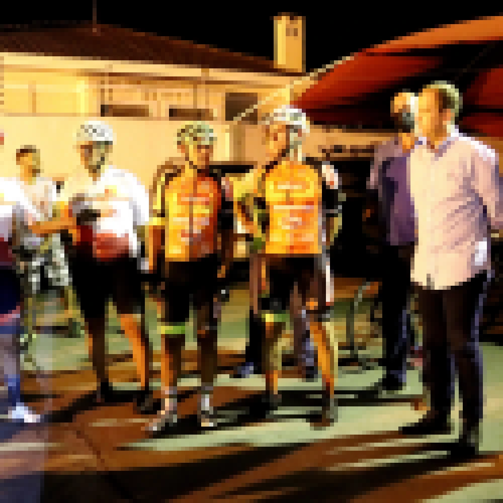 Prefeitura atende a demandas de melhorias para treino de ciclistas na Av. Fernando Stecca