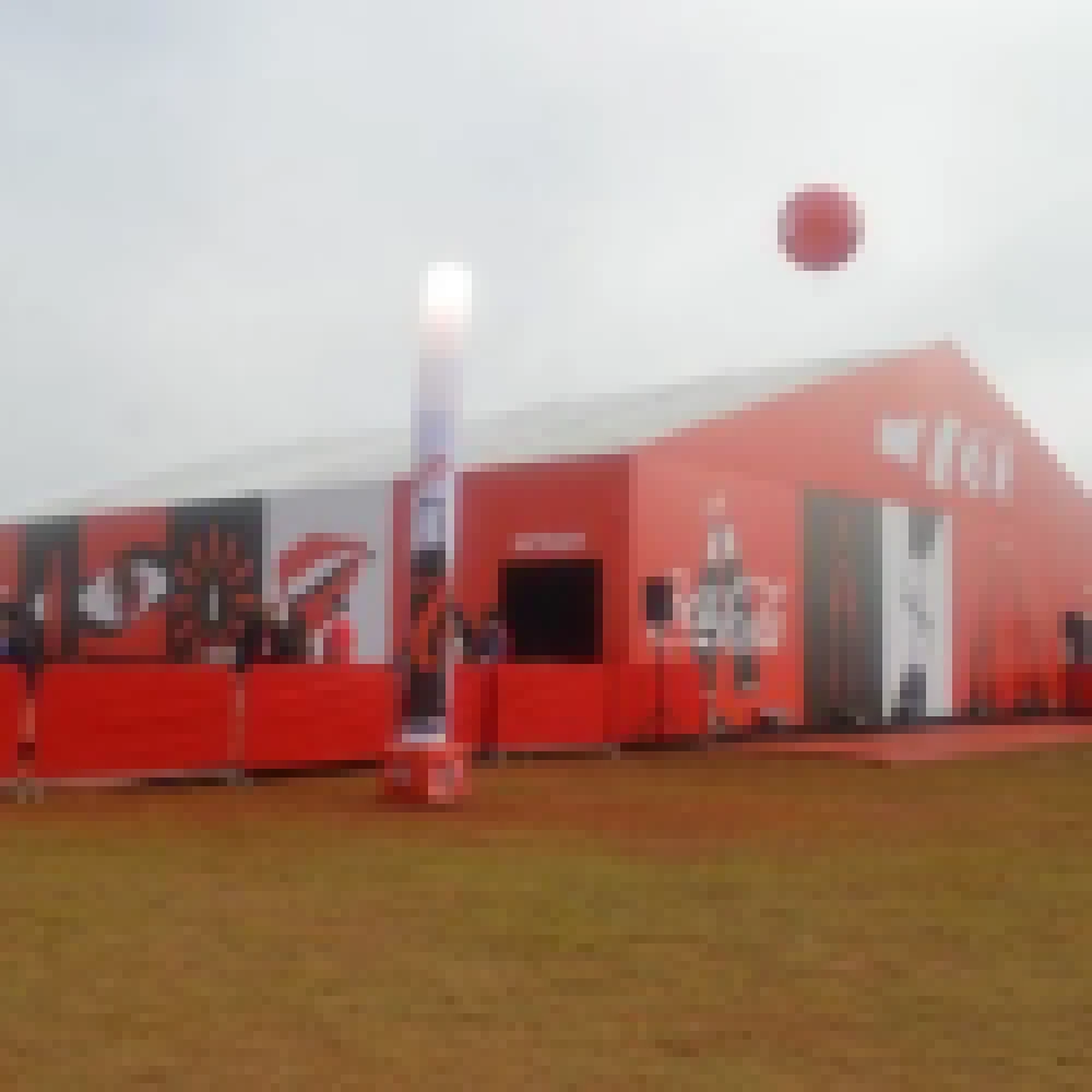 ExposiÃ§Ã£o sobre o centenÃ¡rio da garrafa da Coca-Cola segue atÃ© domingo