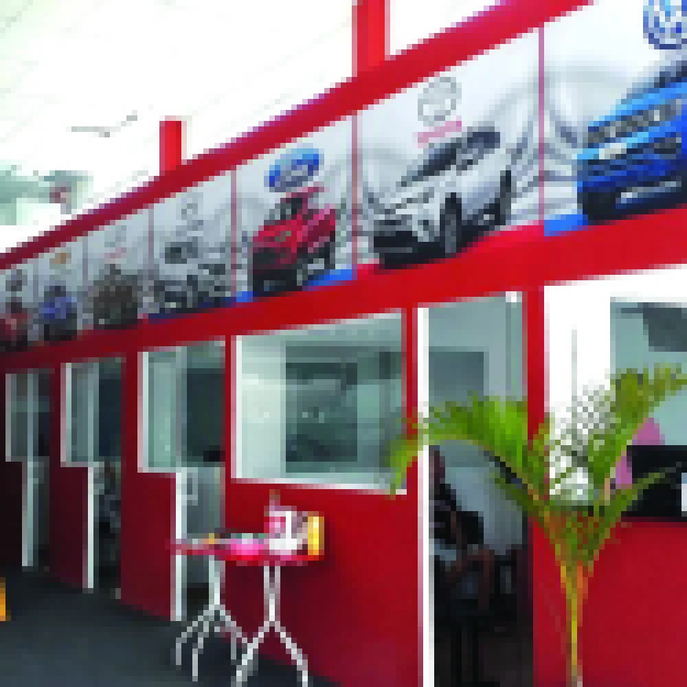 Centro Automotivo TopCar inaugura unidade na Avenida Itavuvu