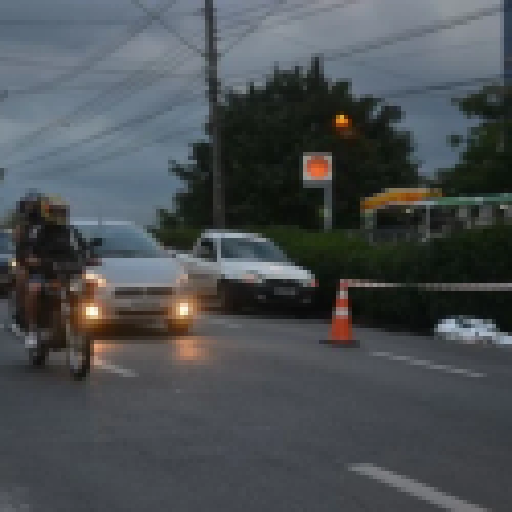 Idoso morre atropelado na Avenida Ipanema